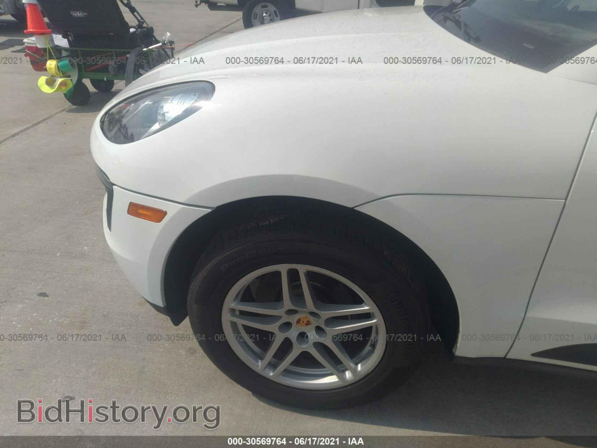 2017 PORSCHE MACAN - VIN: WP1AA2A52HLB08085 - Photo 6