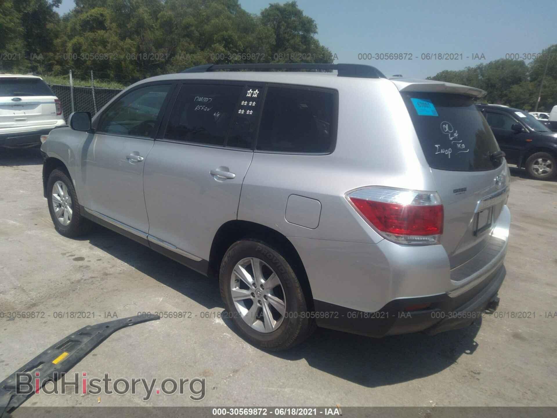 2012 TOYOTA HIGHLANDER - VIN: 5TDBK3EH3CS108942 - Фото 3