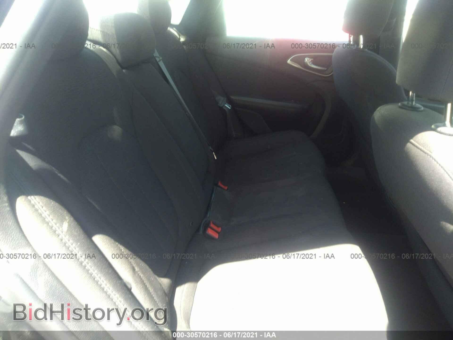2015 CHRYSLER 200 - VIN: 1C3CCCAB7FN558921 - Фото 8
