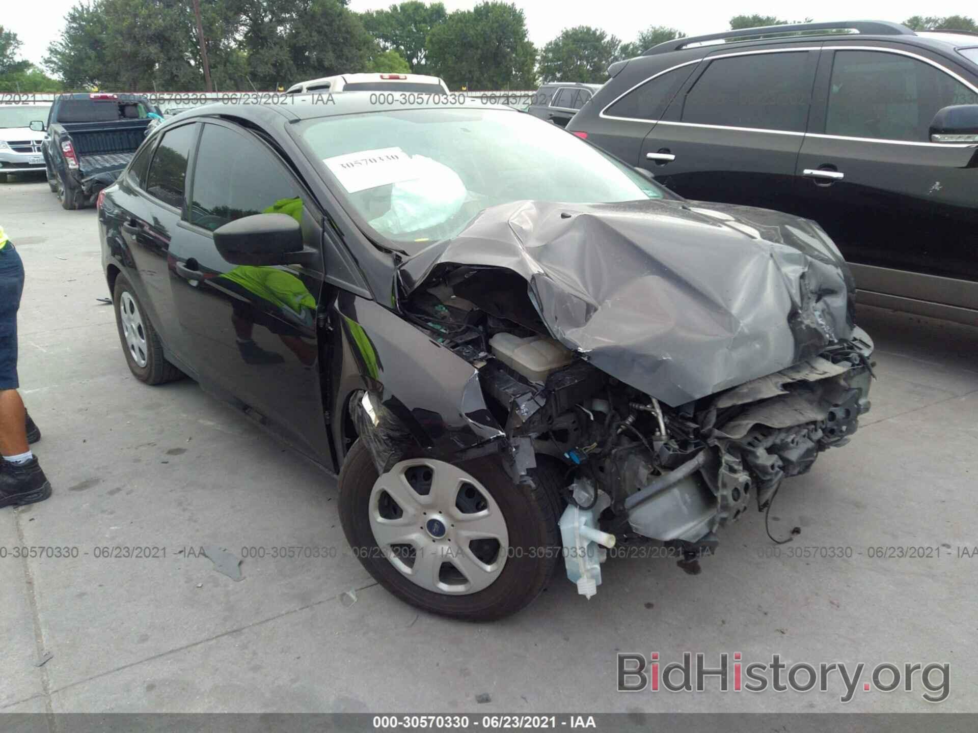 Photo 1FADP3E24HL303419 - FORD FOCUS 2017