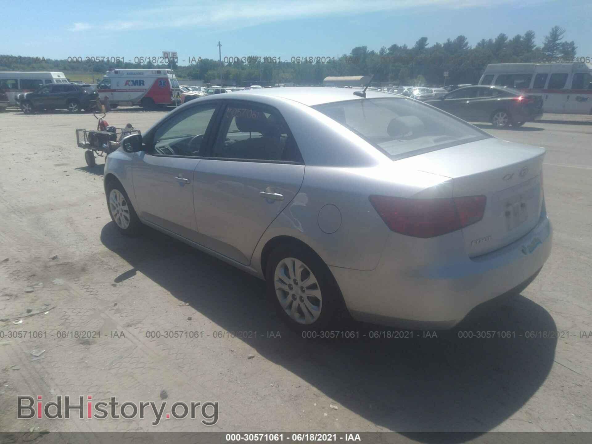 2012 KIA FORTE - VIN: KNAFT4A24C5607239 - Фото 3