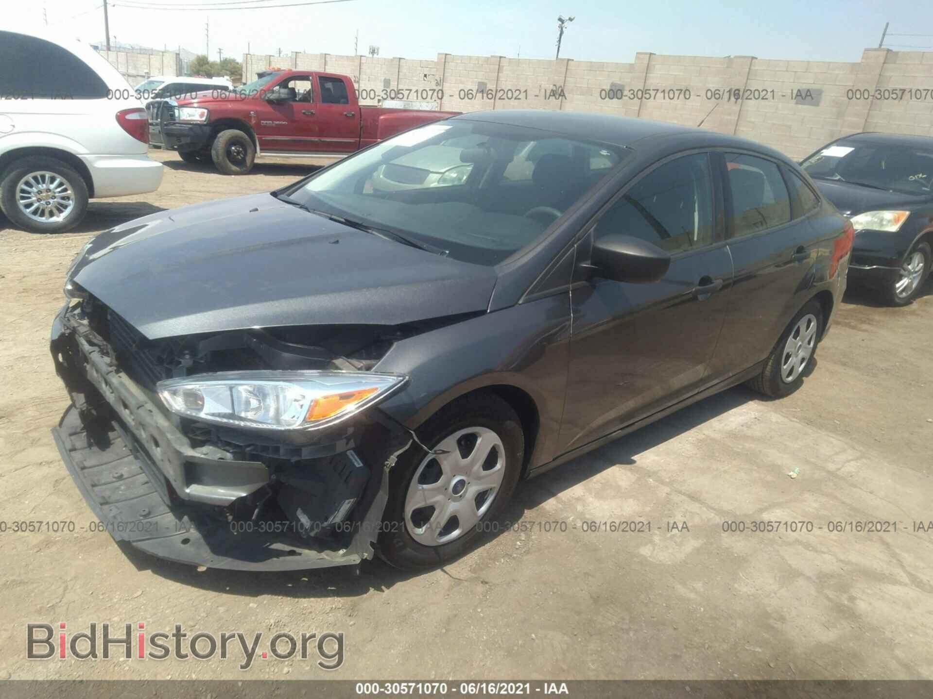 2018 FORD FOCUS - VIN: 1FADP3E2XJL322742 - Фото 2