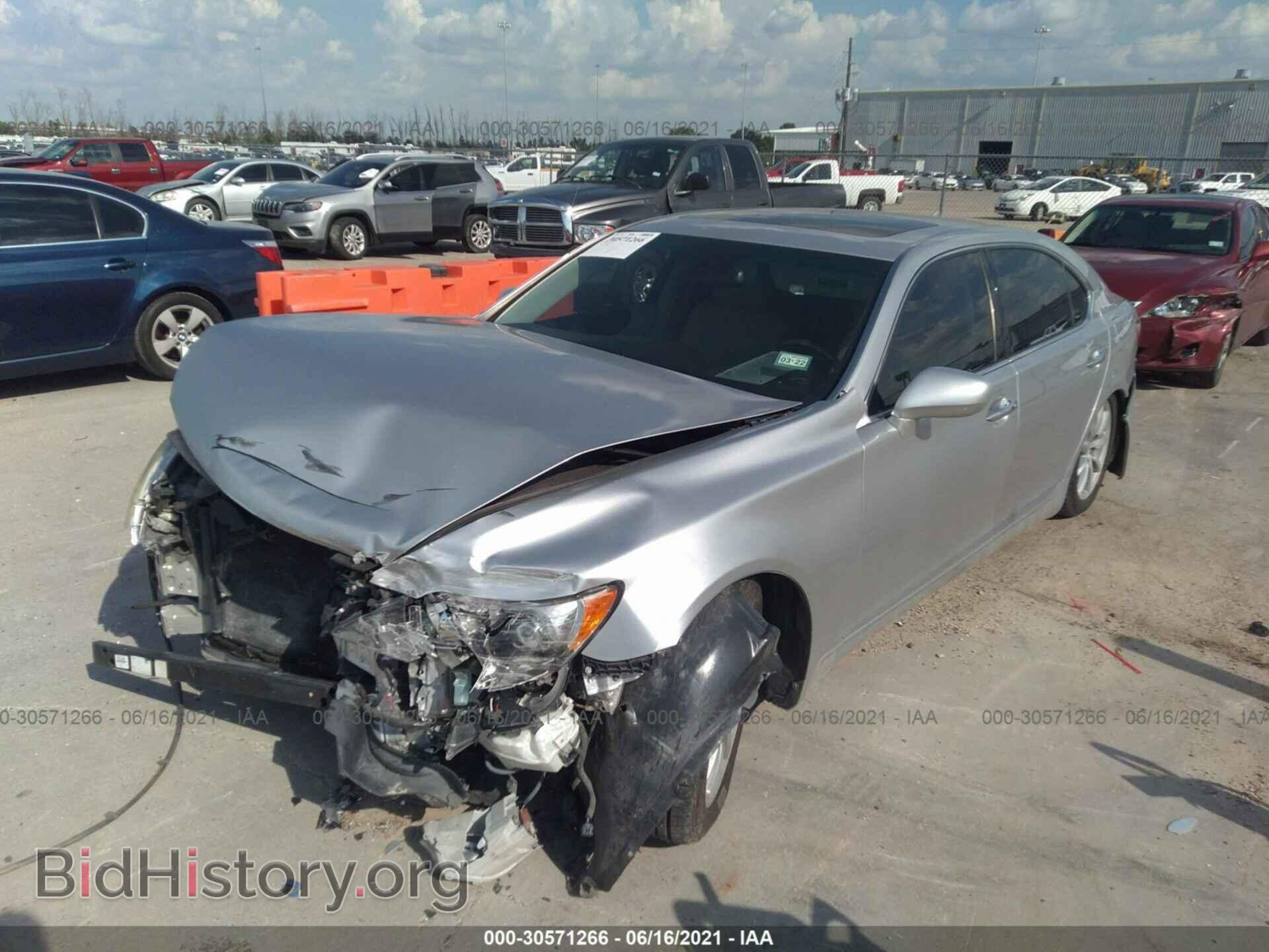2007 LEXUS LS 460 - VIN: JTHGL46F775003109 - Фото 2