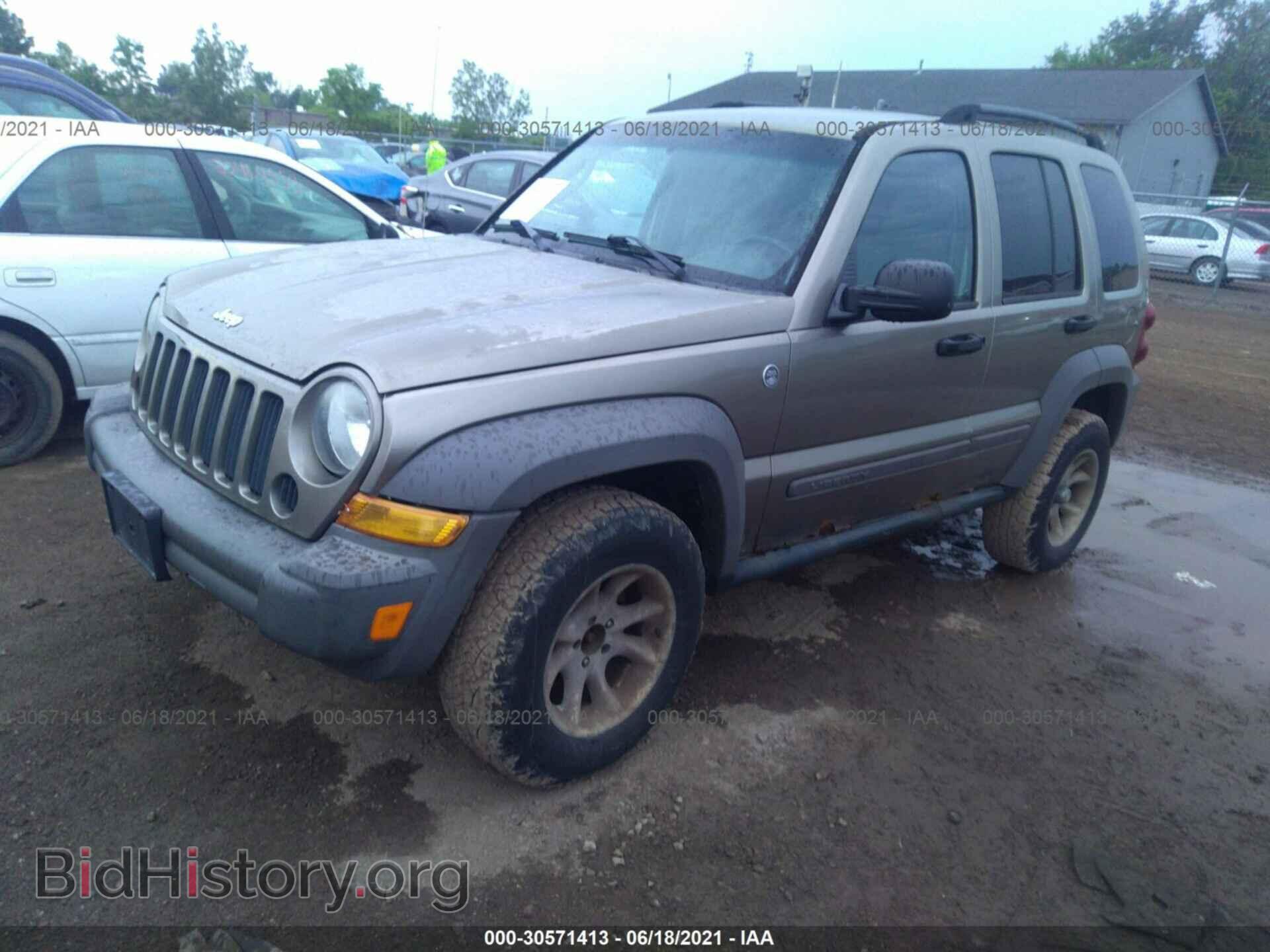 2006 JEEP LIBERTY - VIN: 1J4GL48K16W200436 - Фото 2