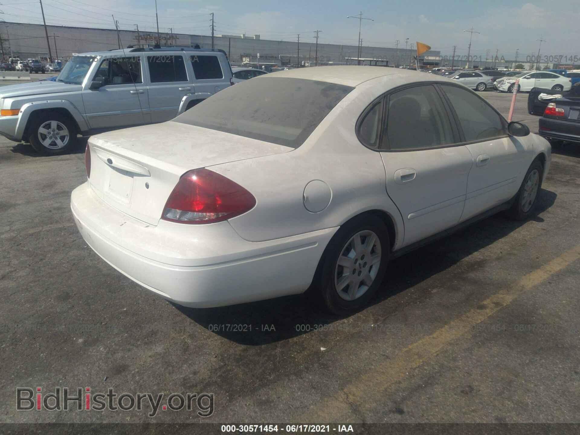 2007 FORD TAURUS - VIN: 1FAFP53U37A192719 - Фото 4