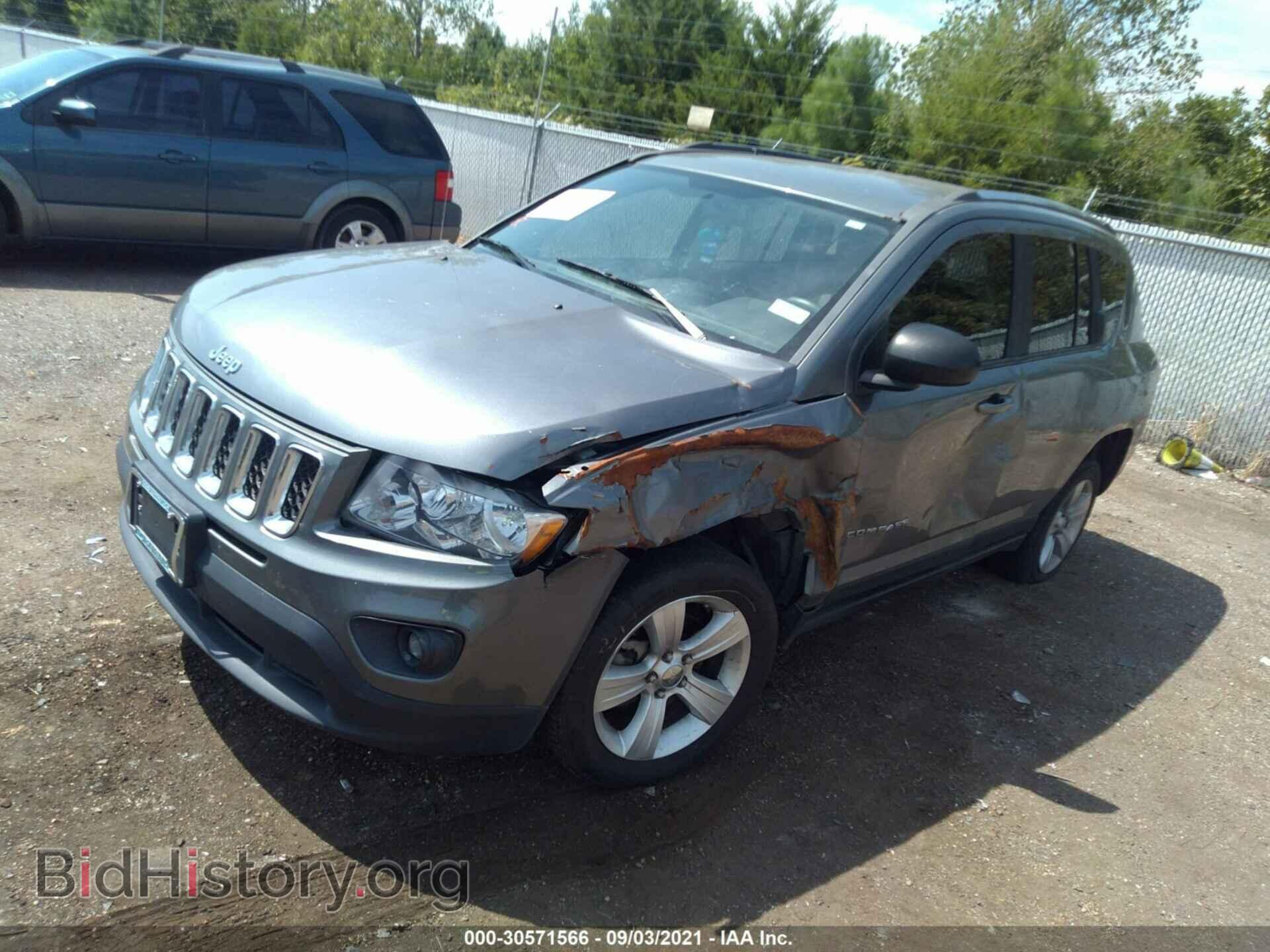 2012 JEEP COMPASS - VIN: 1C4NJCEB0CD623274 - Photo 2