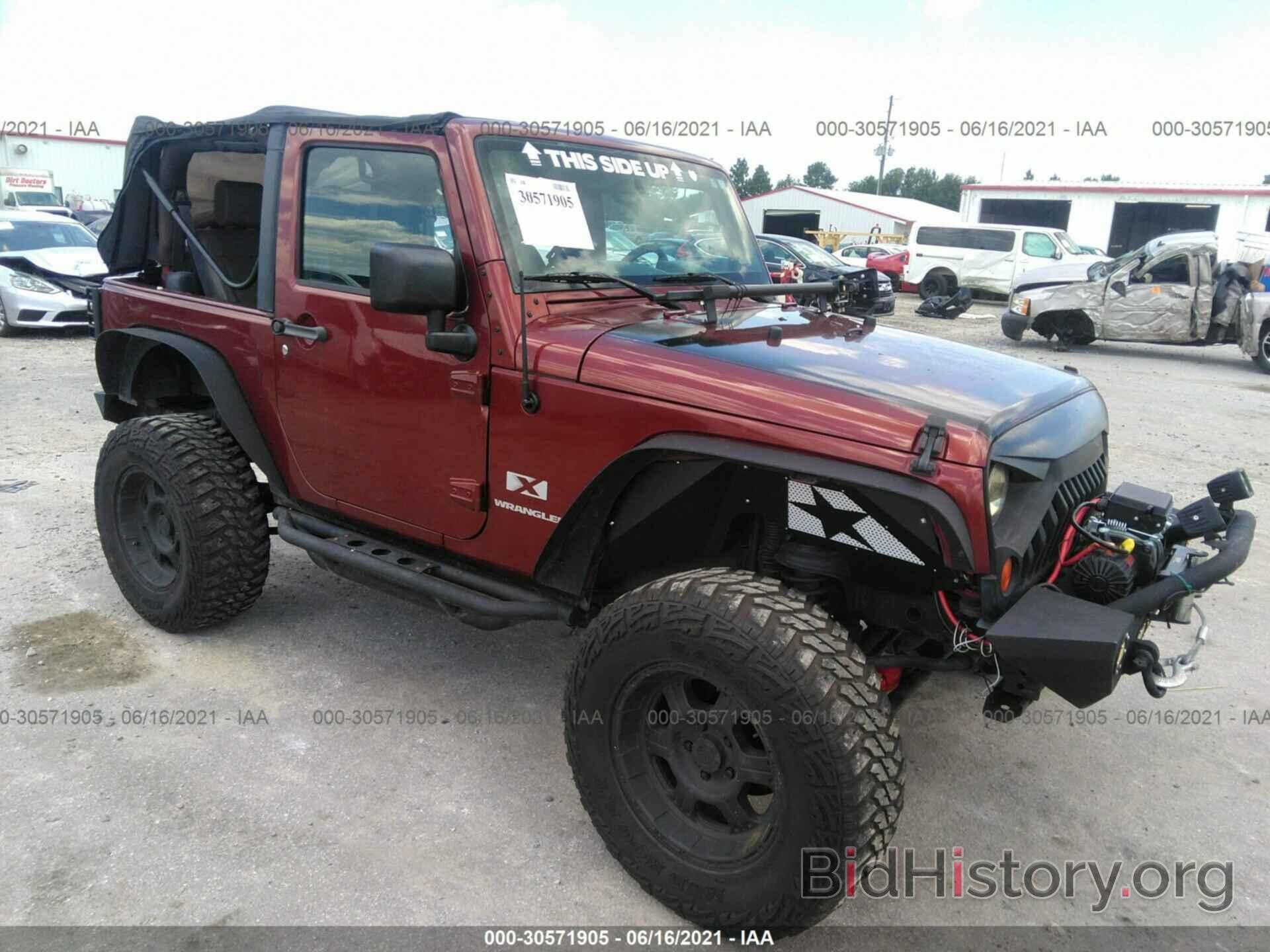 Фотография 1J4FA24147L156504 - JEEP WRANGLER 2007