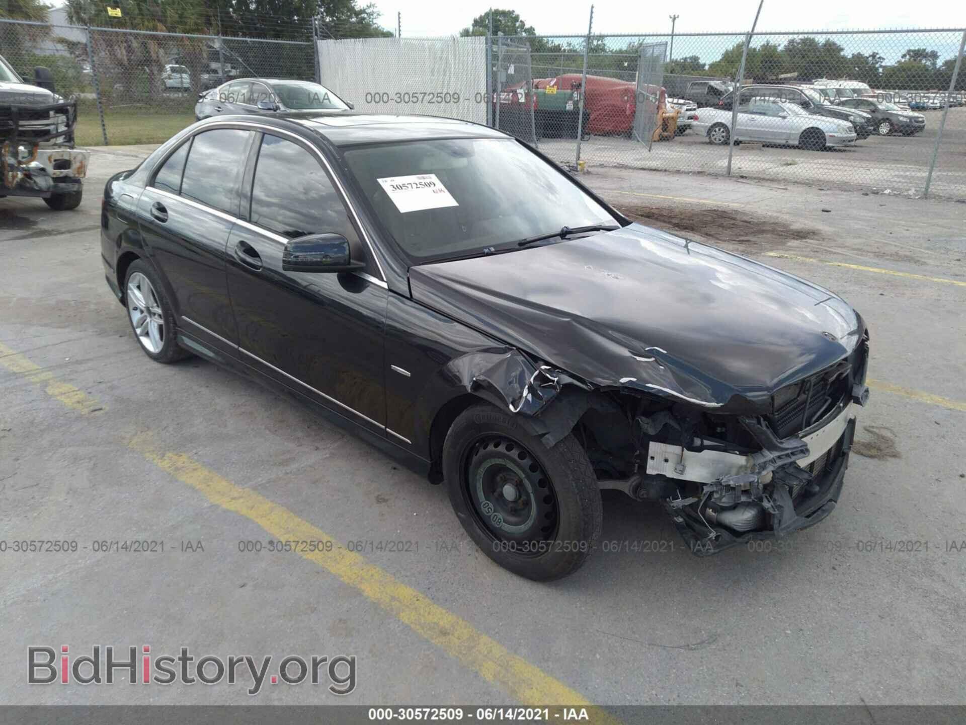 Photo WDDGF4HB9CR198822 - MERCEDES-BENZ C-CLASS 2012