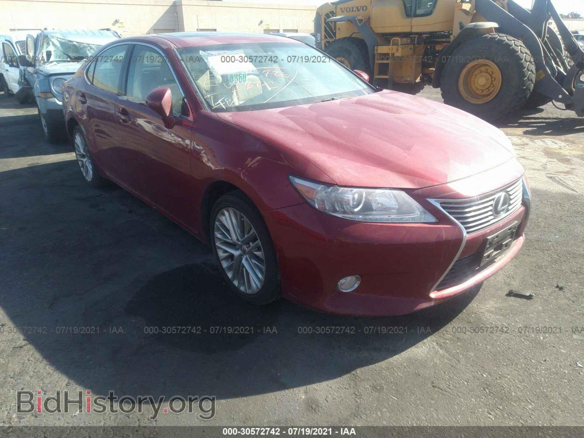 Фотография JTHBK1GG2D2030072 - LEXUS ES 350 2013