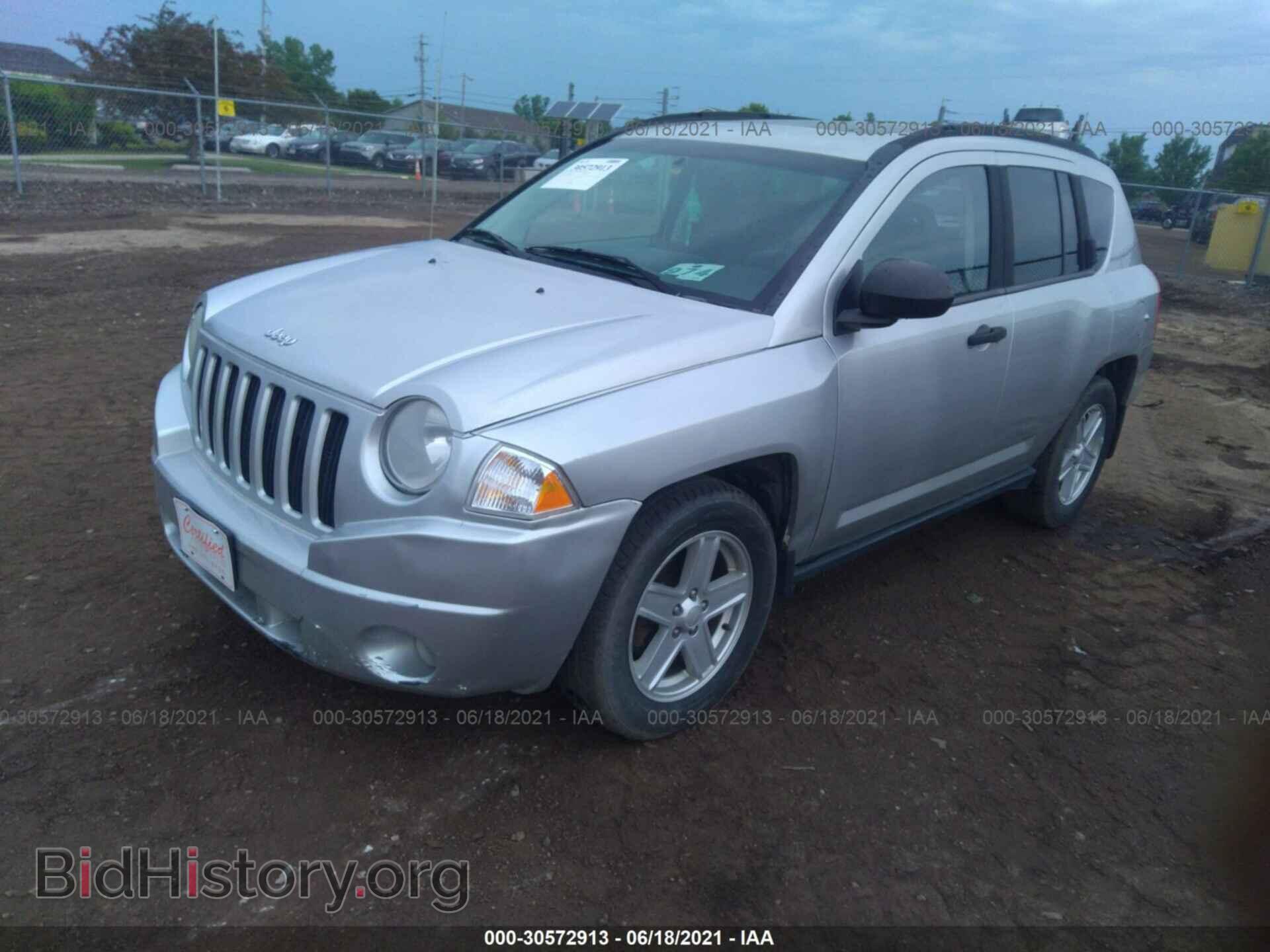2007 JEEP COMPASS - VIN: 1J8FT47W07D249865 - Фото 2