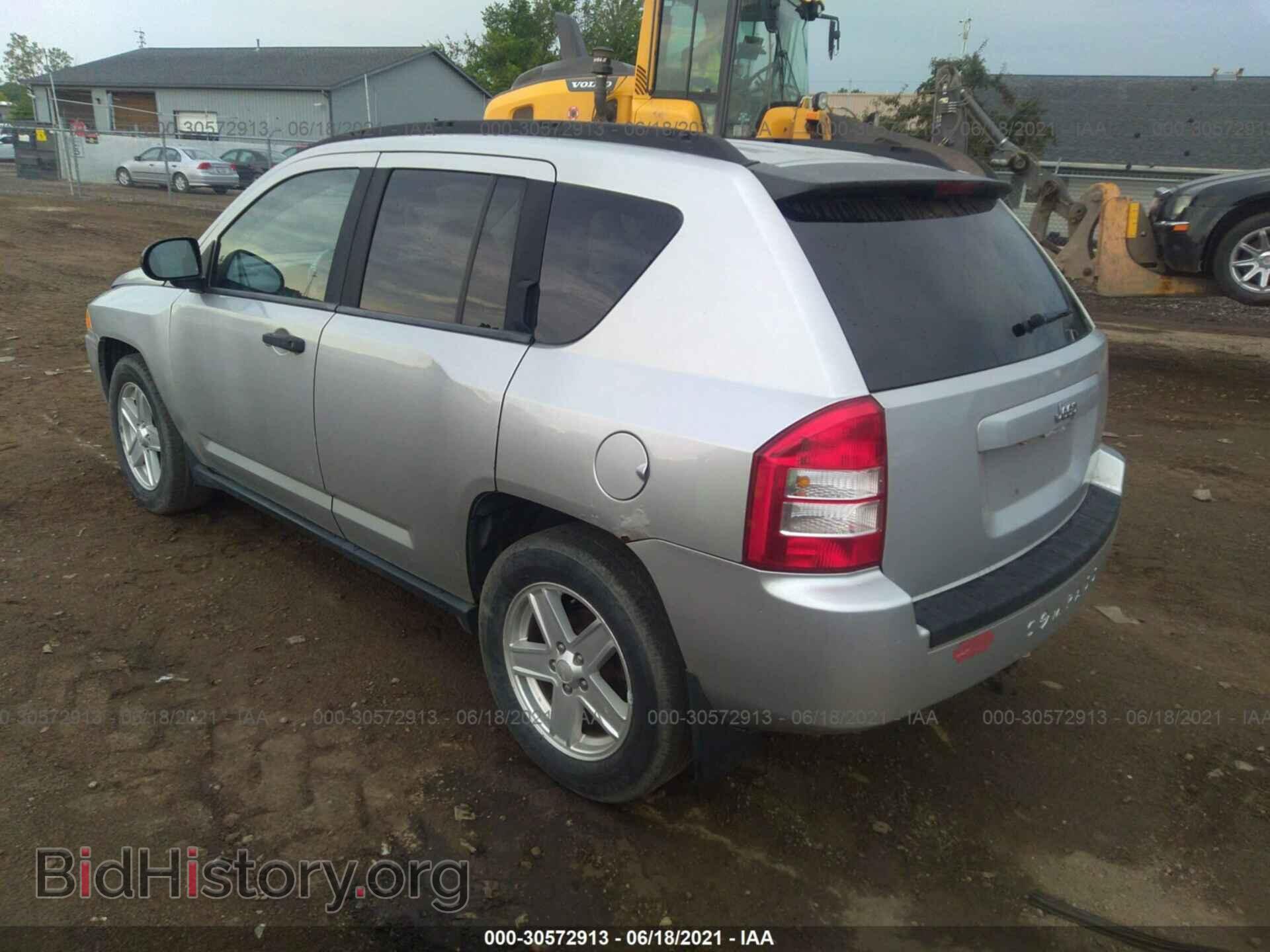 2007 JEEP COMPASS - VIN: 1J8FT47W07D249865 - Фото 3