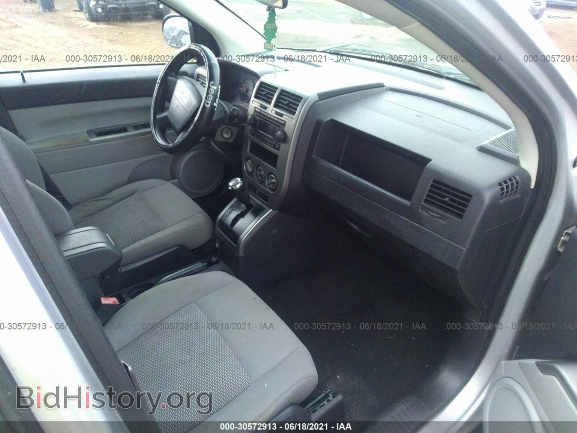 2007 JEEP COMPASS - VIN: 1J8FT47W07D249865 - Фото 5