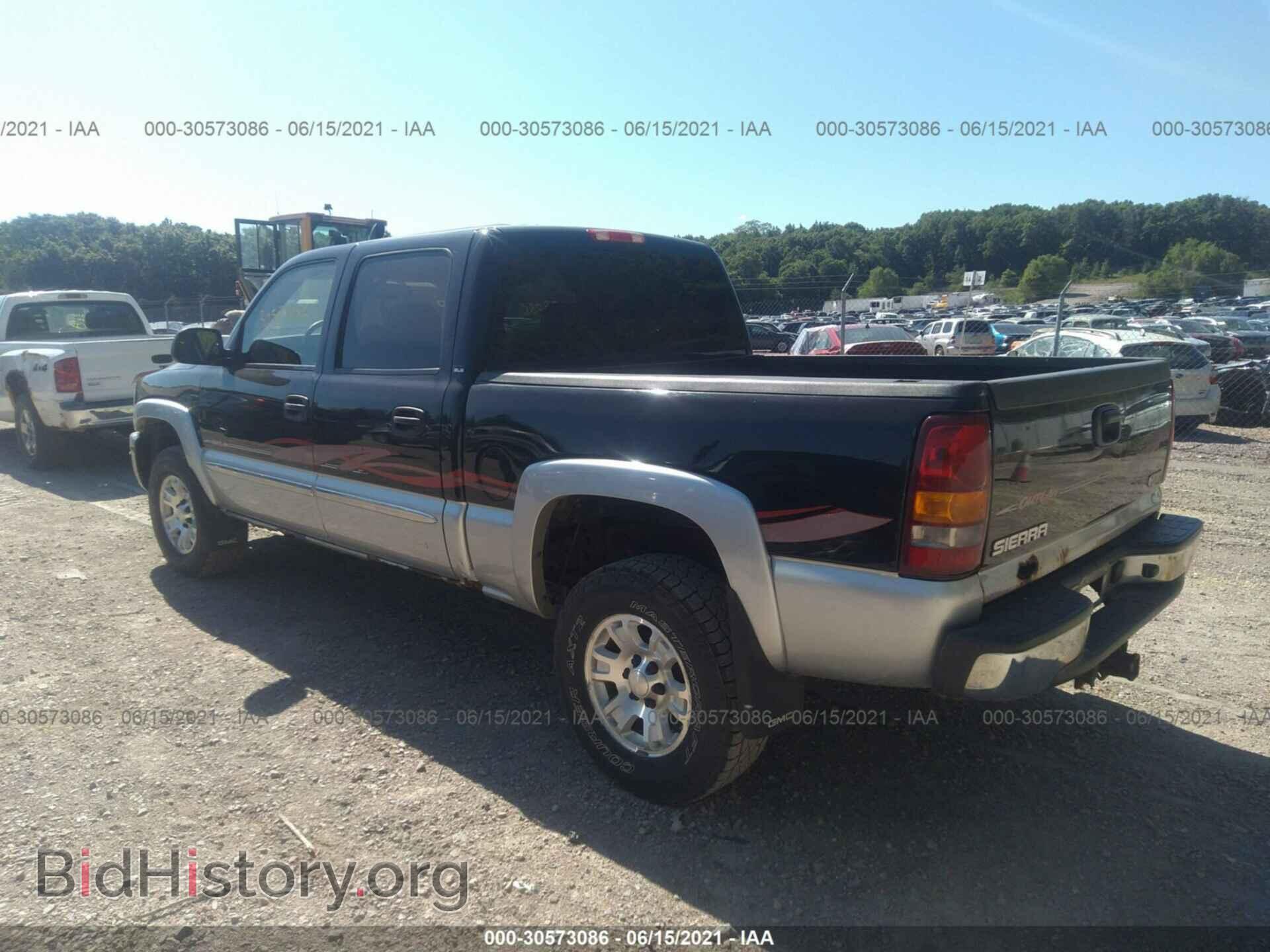 2006 GMC SIERRA 1500 - VIN: 2GTEK13TX61105704 - Фото 3