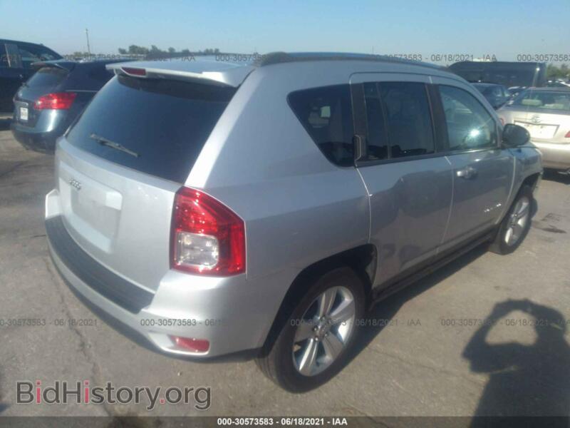 2012 Jeep COMPASS (VIN 1C4NJCBB6CD657157) — photo 4 of 11