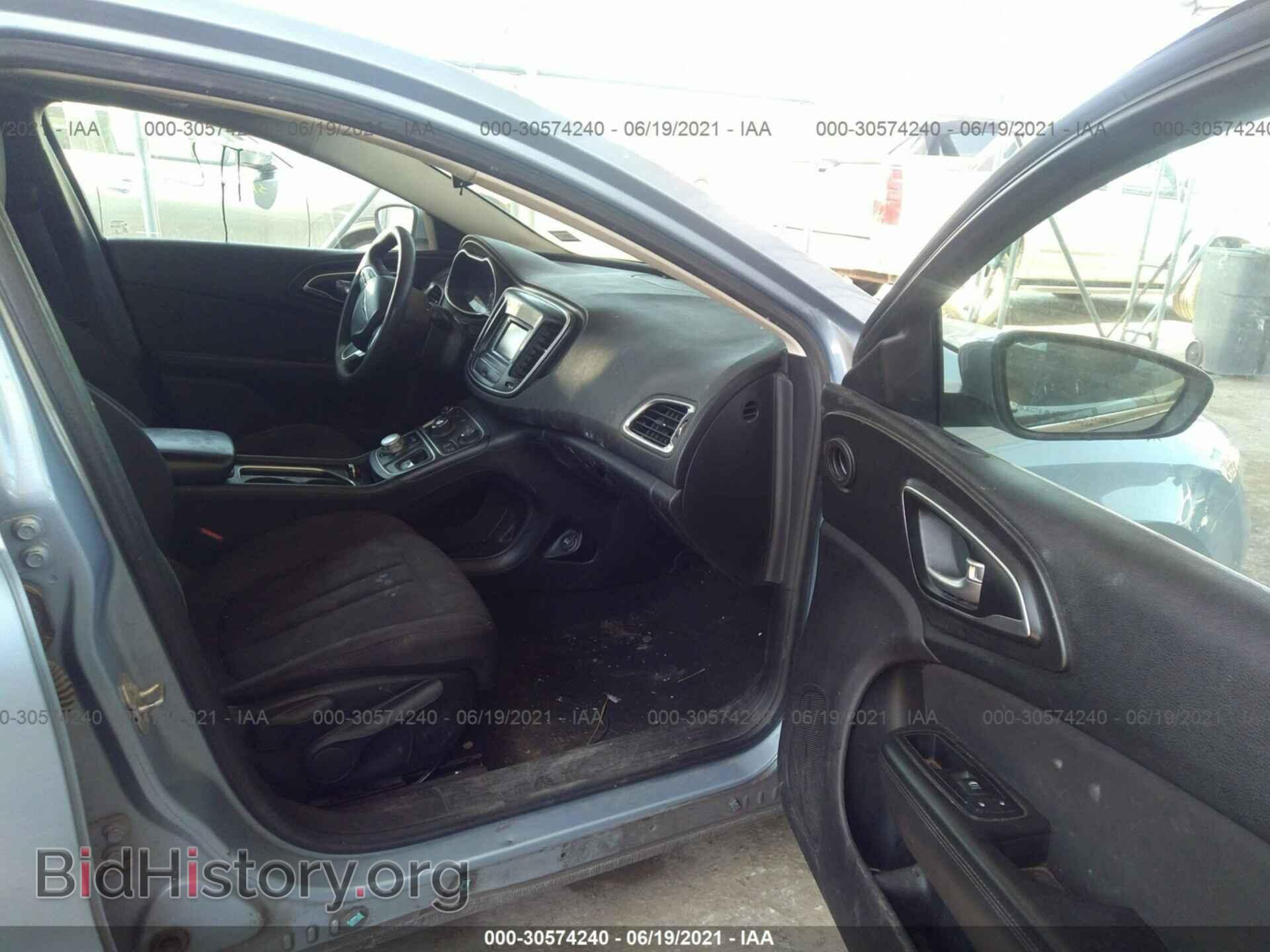 2015 CHRYSLER 200 - VIN: 1C3CCCAB1FN735530 - Фото 5