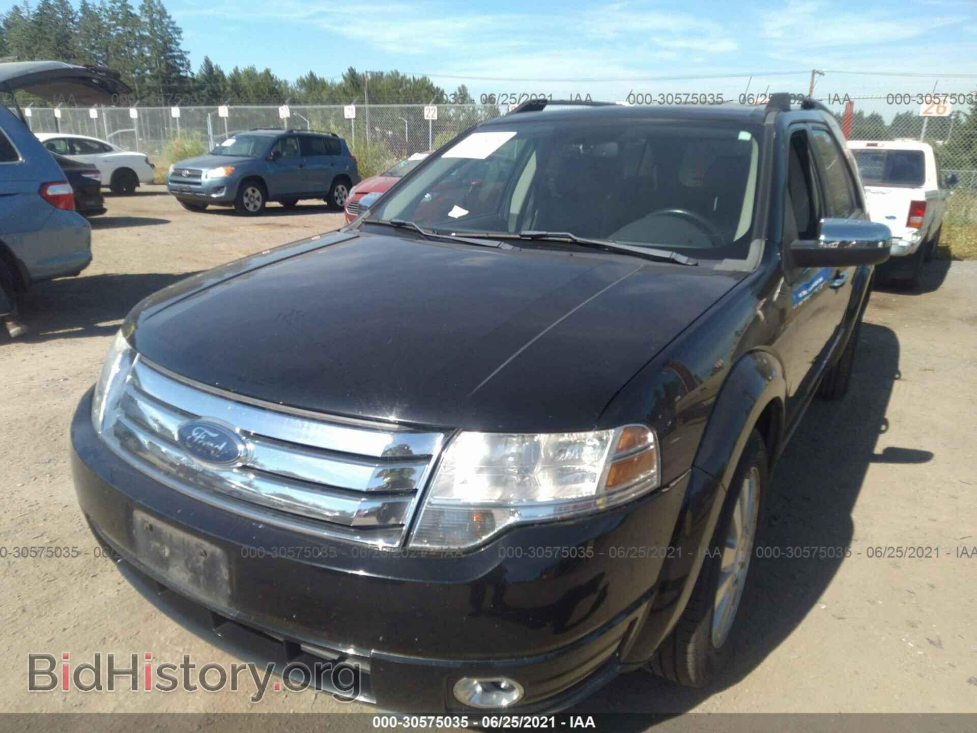 2008 FORD TAURUS X - VIN: 1FMDK06W48GA43326 - Фото 2