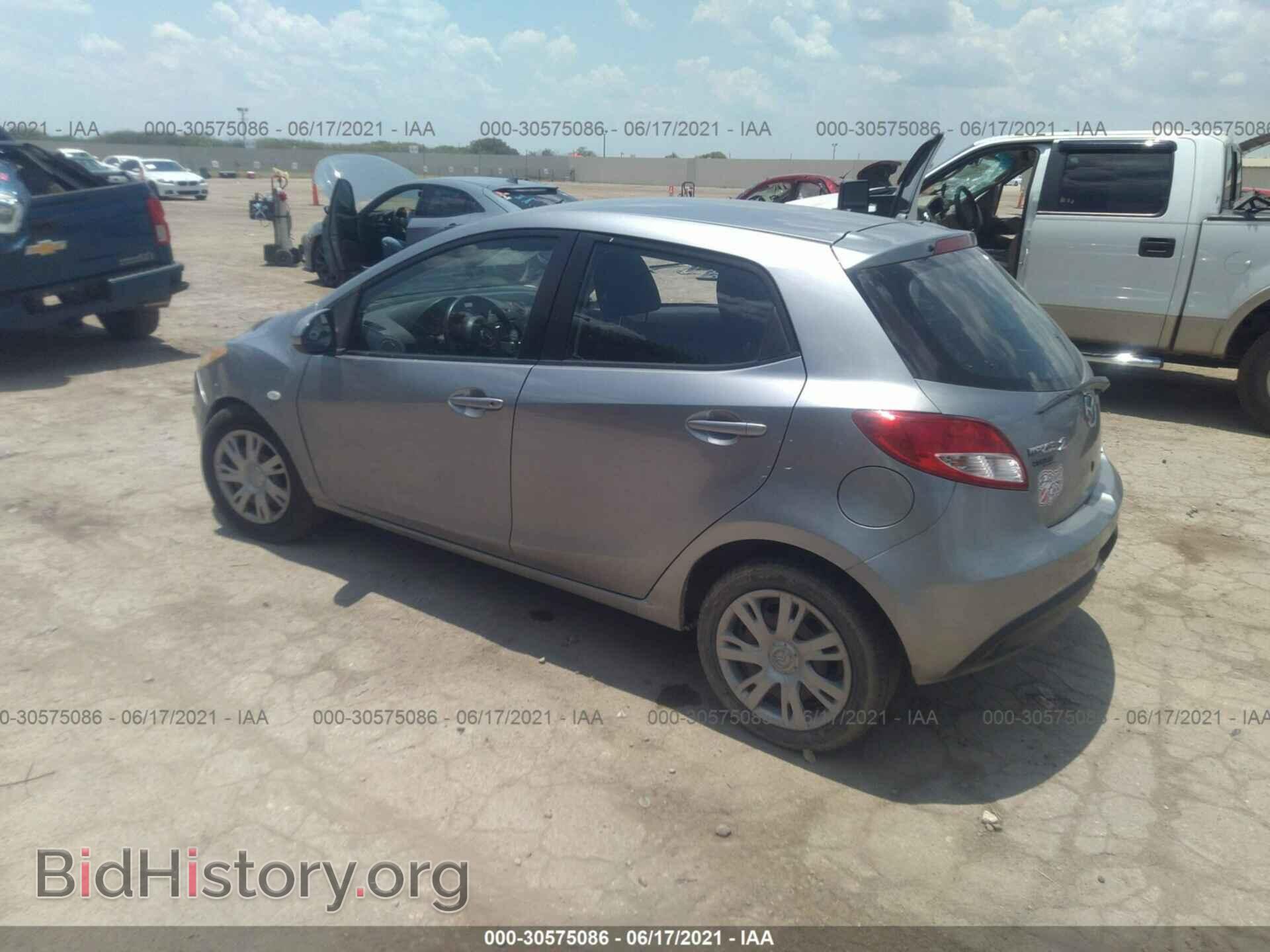 2014 MAZDA MAZDA2 - VIN: JM1DE1KY2E0177314 - Фото 3