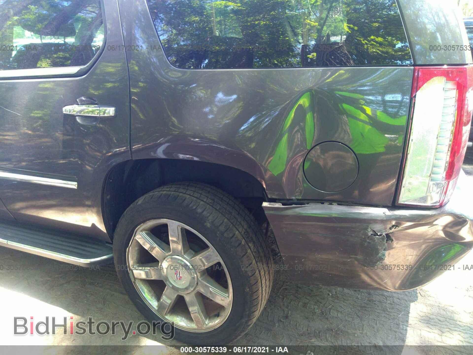 2011 CADILLAC ESCALADE - VIN: 1GYS4BEF1BR214865 - Фото 6