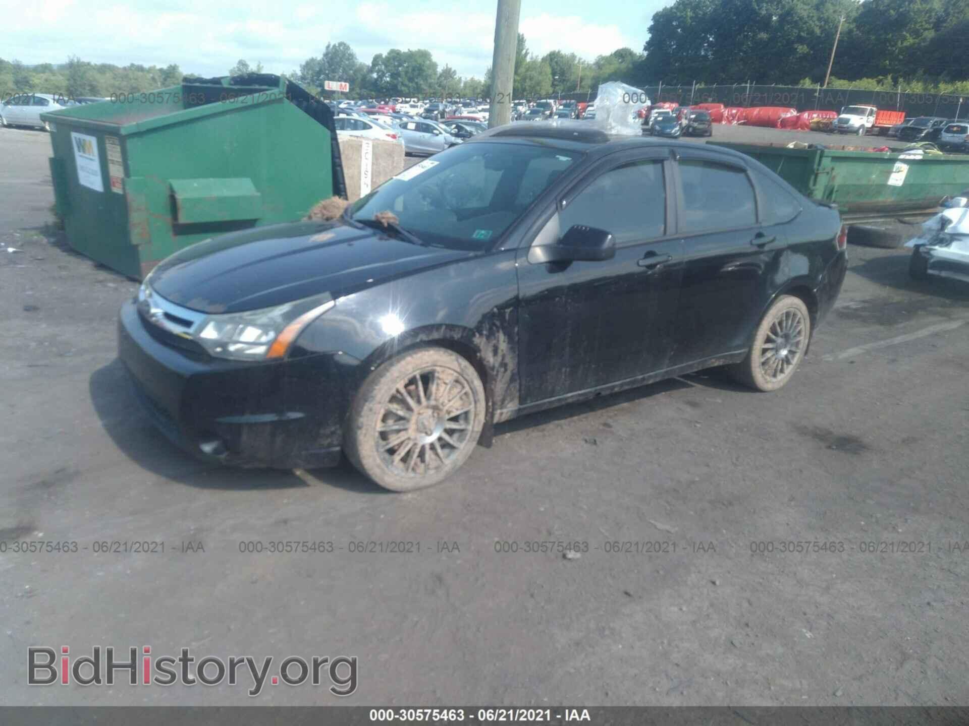 2011 FORD FOCUS - VIN: 1FAHP3GN9BW100623 - Photo 2