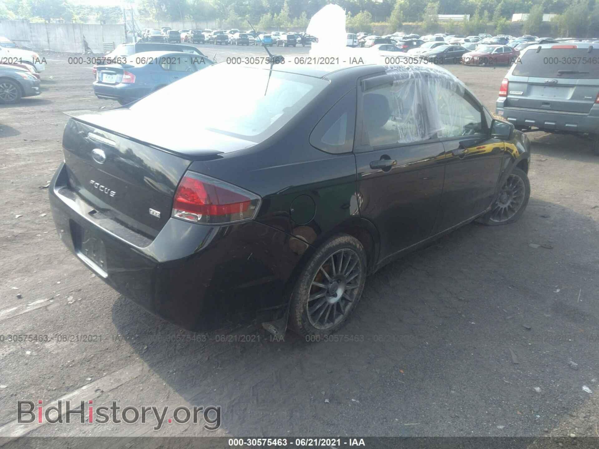2011 FORD FOCUS - VIN: 1FAHP3GN9BW100623 - Photo 4