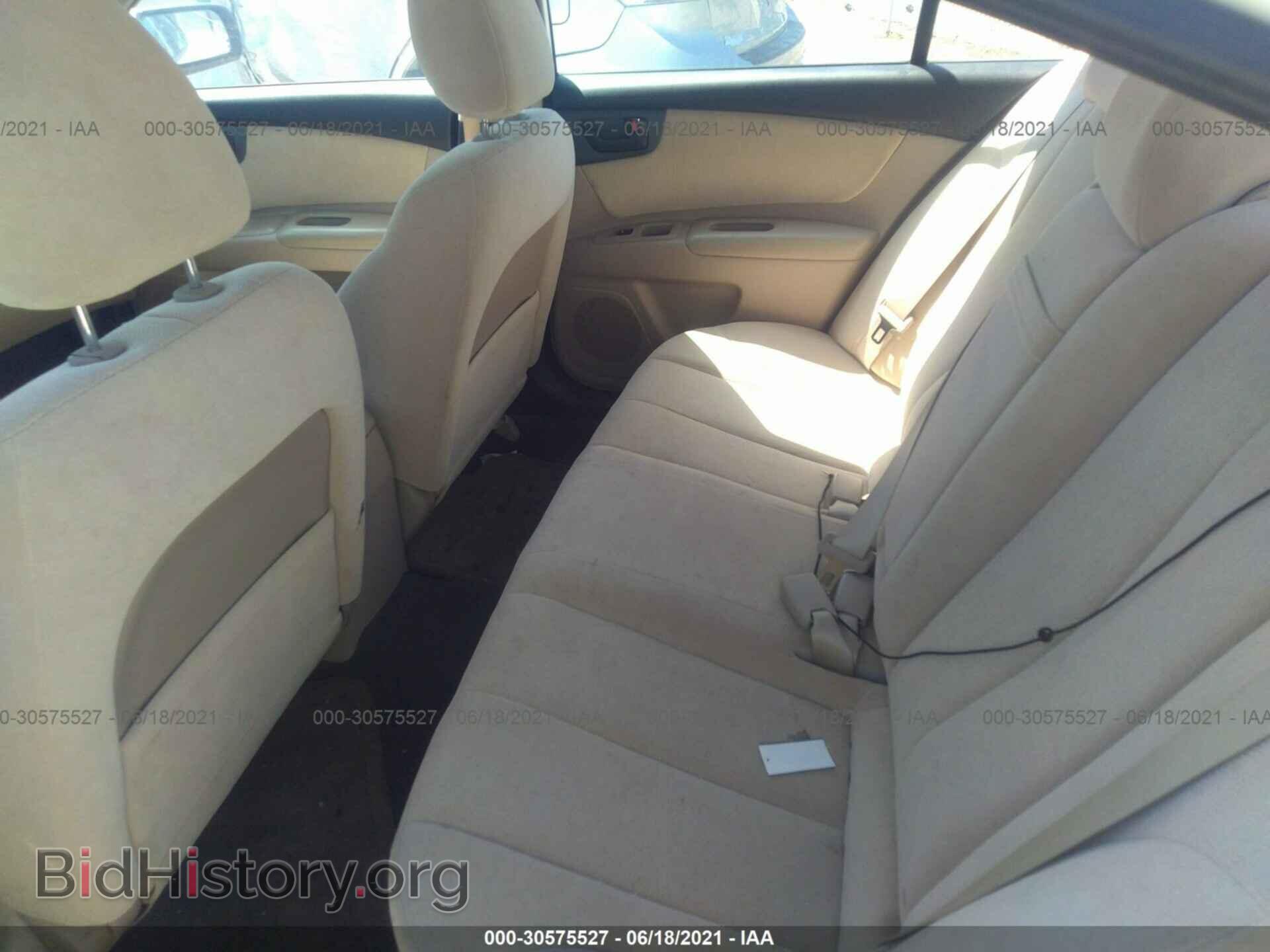 2009 KIA OPTIMA - VIN: KNAGE228695319642 - Фото 8