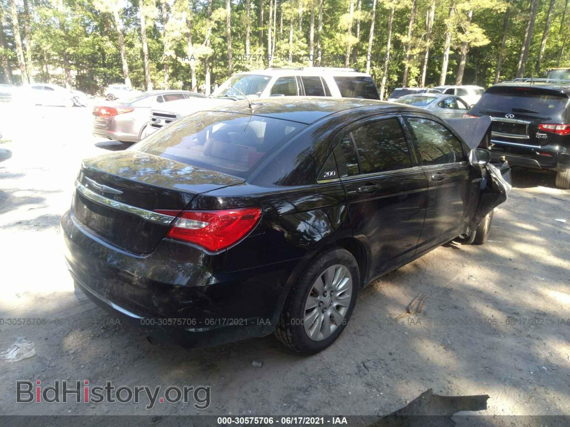 2013 CHRYSLER 200 - VIN: 1C3CCBAB8DN597038 - Фото 4