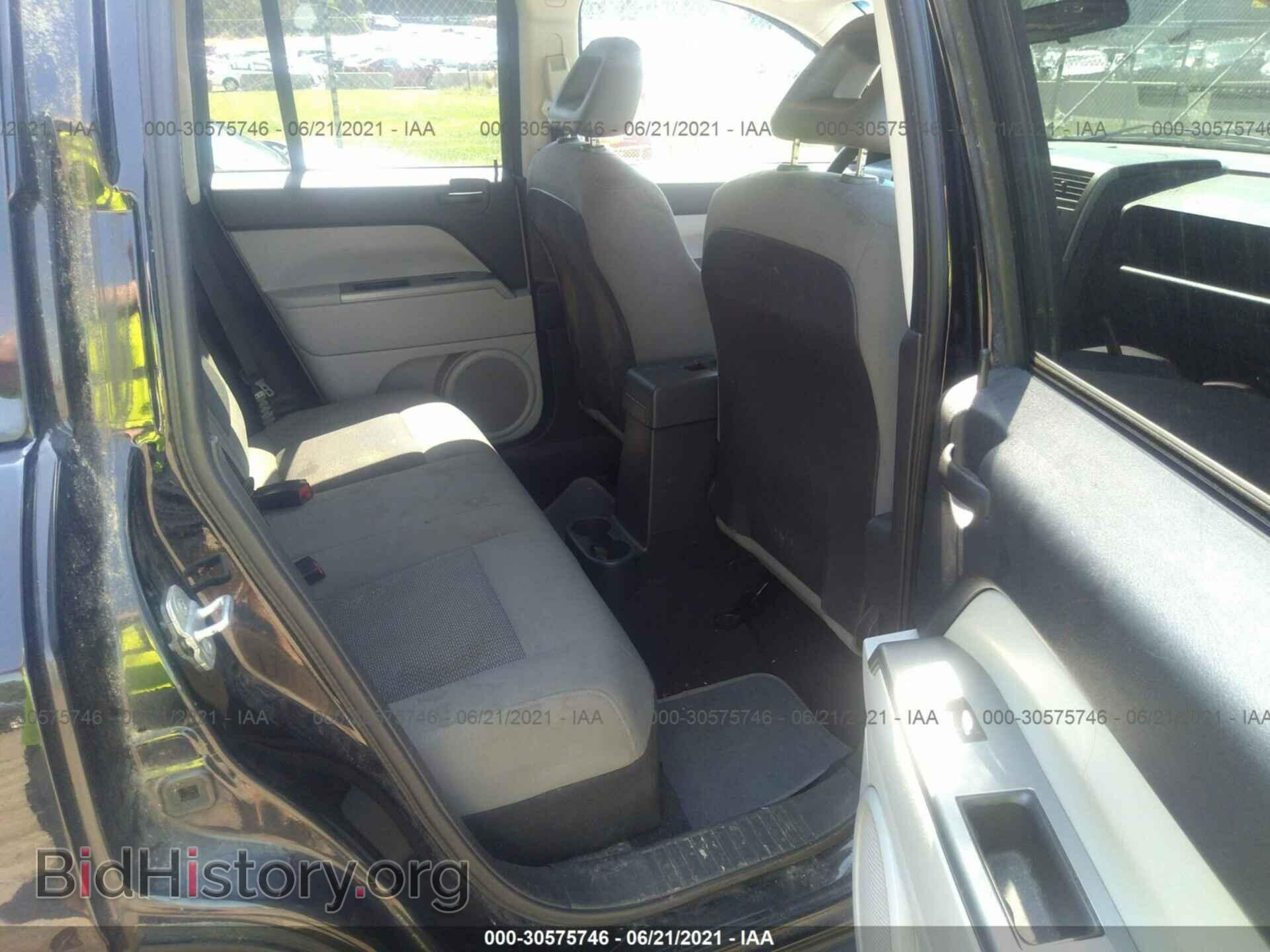 2007 JEEP COMPASS - VIN: 1J8FT47W87D358865 - Фото 8