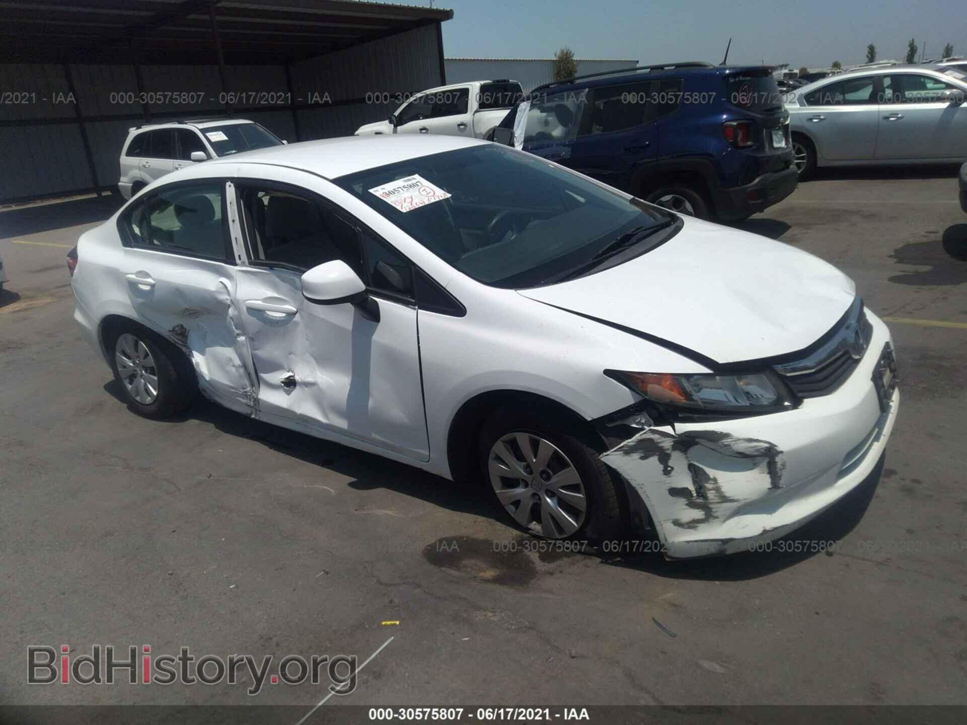 Photo 19XFB2F57CE086583 - HONDA CIVIC SDN 2012