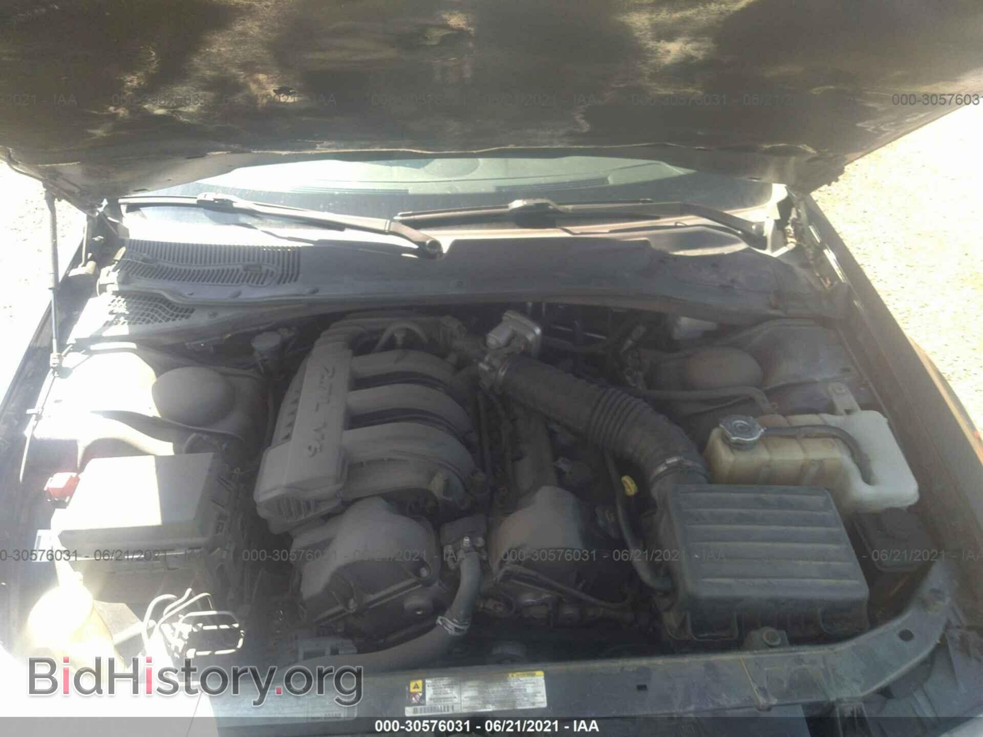 2010 CHRYSLER 300 - VIN: 2C3CA4CD1AH164729 - Фото 10