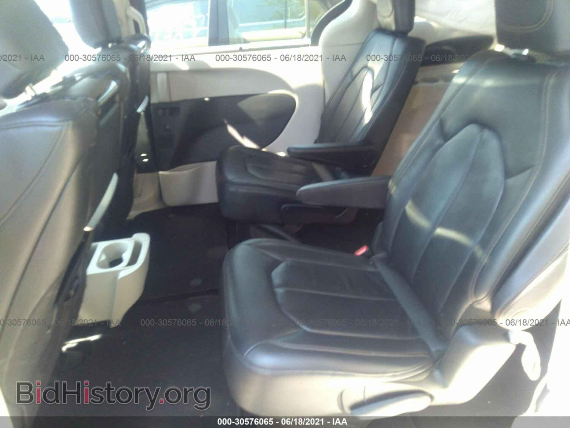 2017 CHRYSLER PACIFICA - VIN: 2C4RC1EG2HR653778 - Photo 8