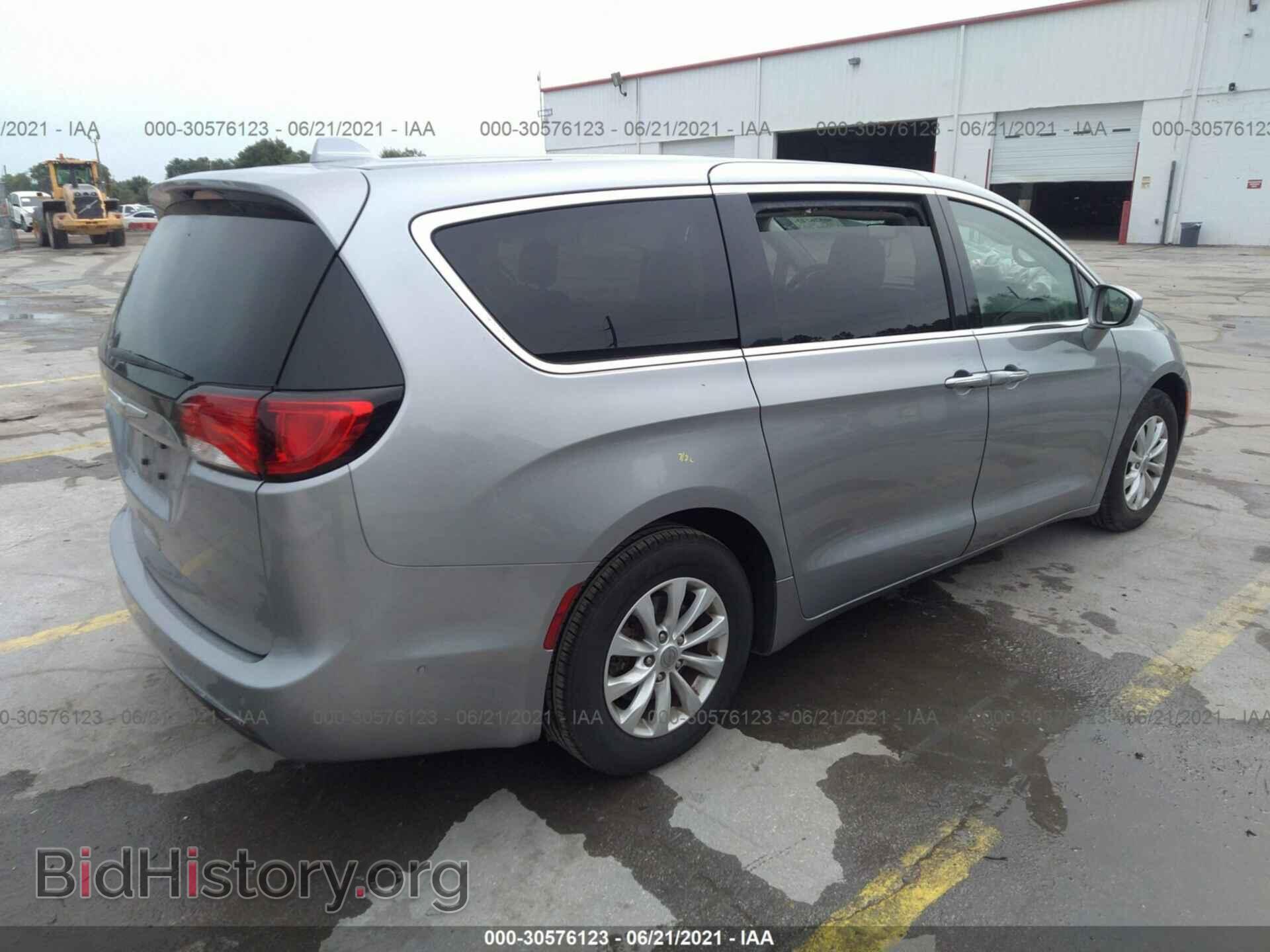 2019 CHRYSLER PACIFICA - VIN: 2C4RC1FGXKR613762 - Фото 4