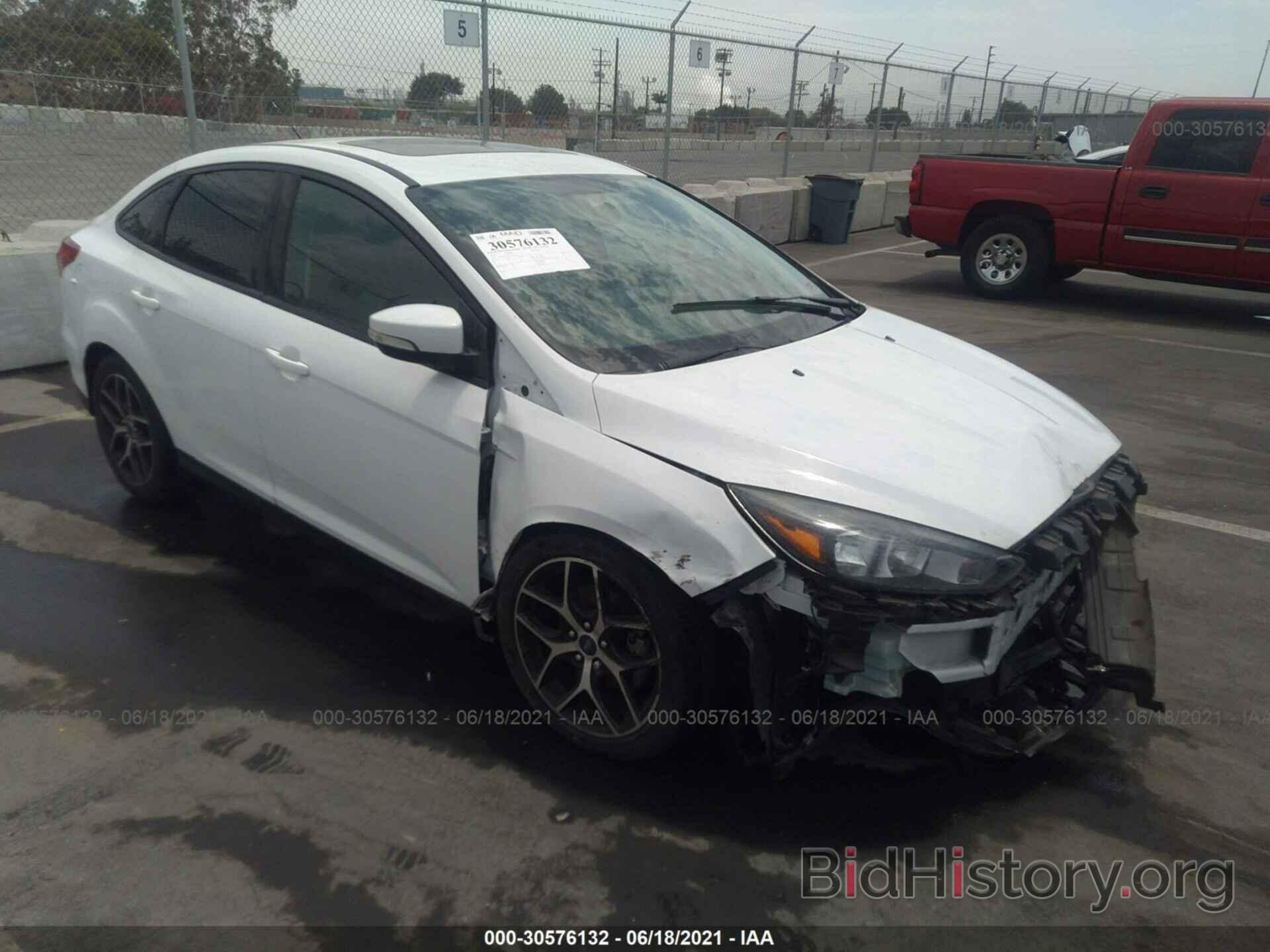 Photo 1FADP3H23HL219717 - FORD FOCUS 2017