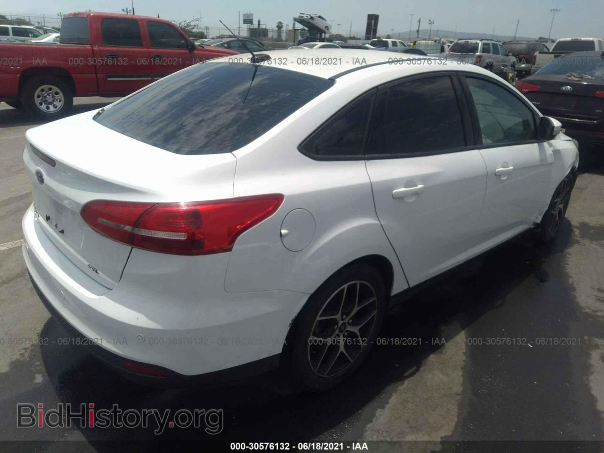 2017 FORD FOCUS - VIN: 1FADP3H23HL219717 - Фото 4