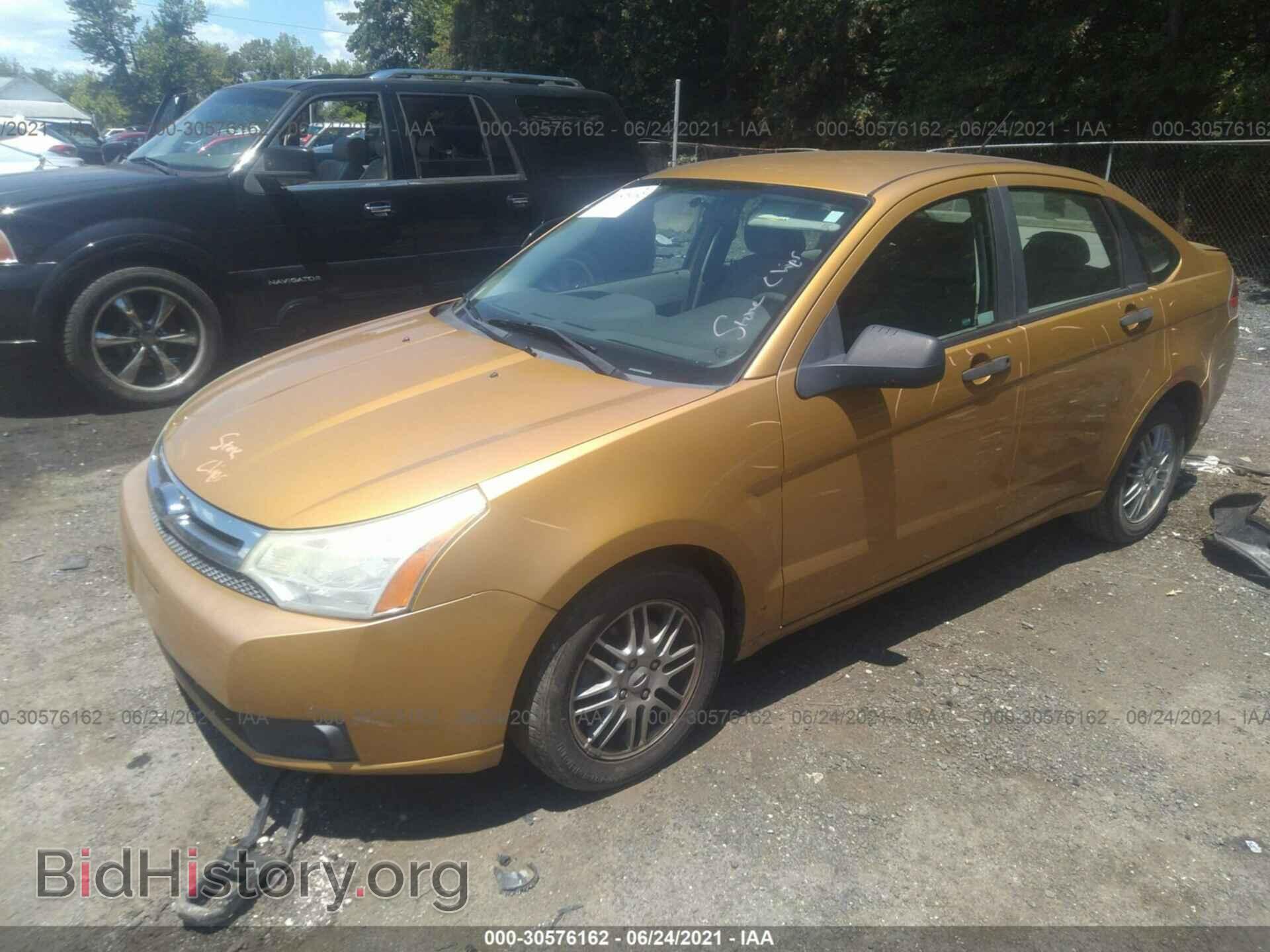 2009 FORD FOCUS - VIN: 1FAHP35N49W233089 - Фото 2