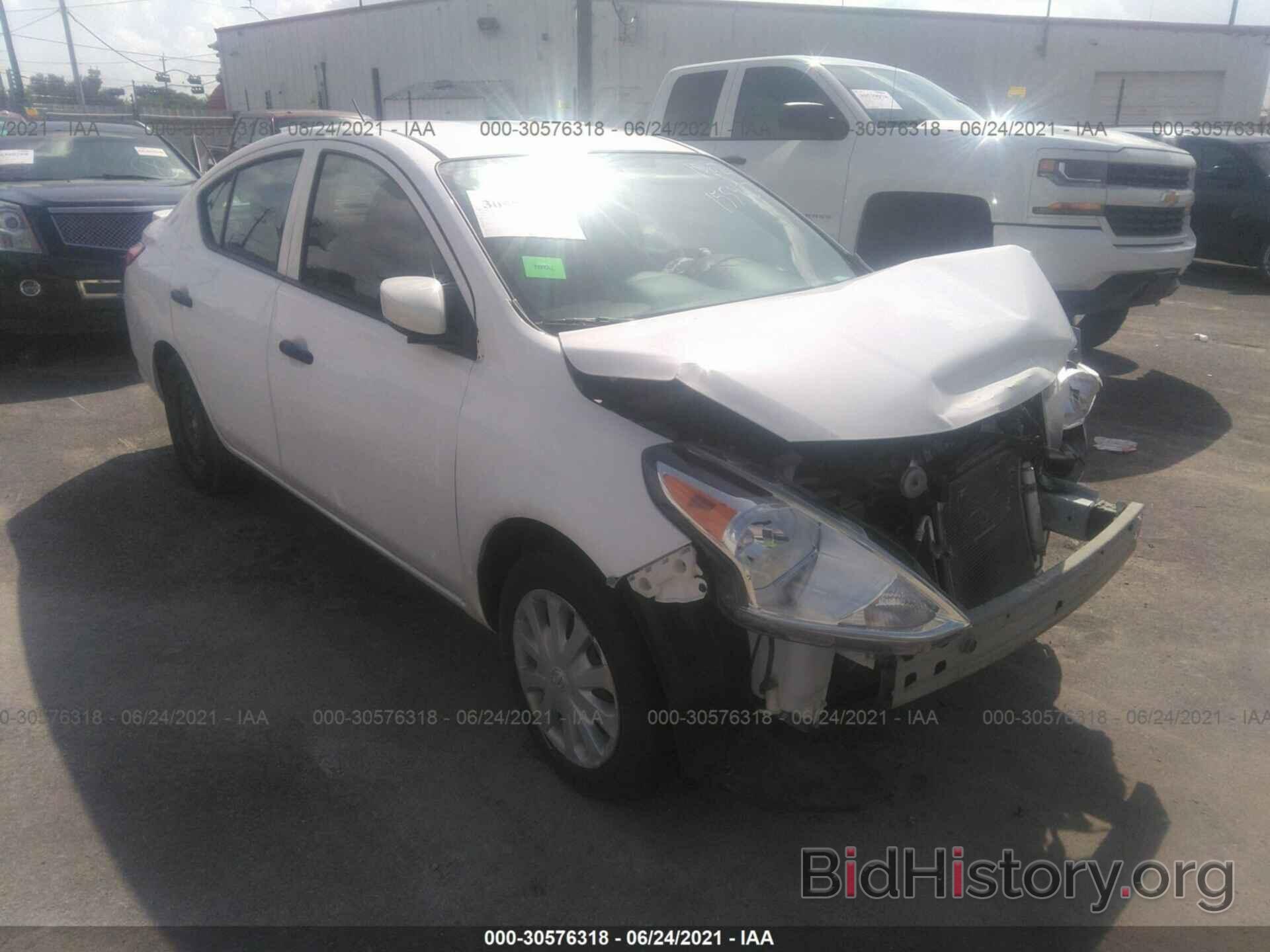 Фотография 3N1CN7AP4JL837876 - NISSAN VERSA SEDAN 2018