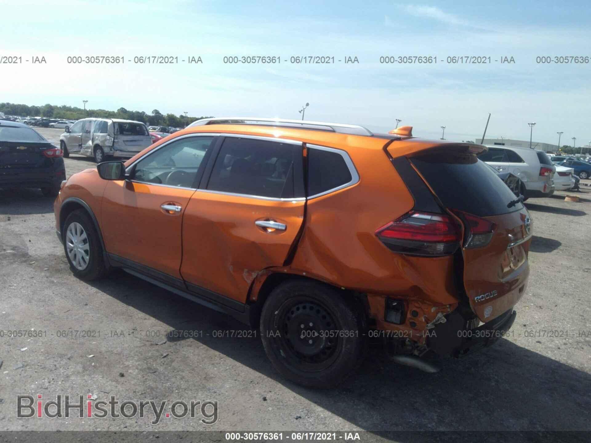 2017 NISSAN ROGUE - VIN: 5N1AT2MTXHC814805 - Фото 3