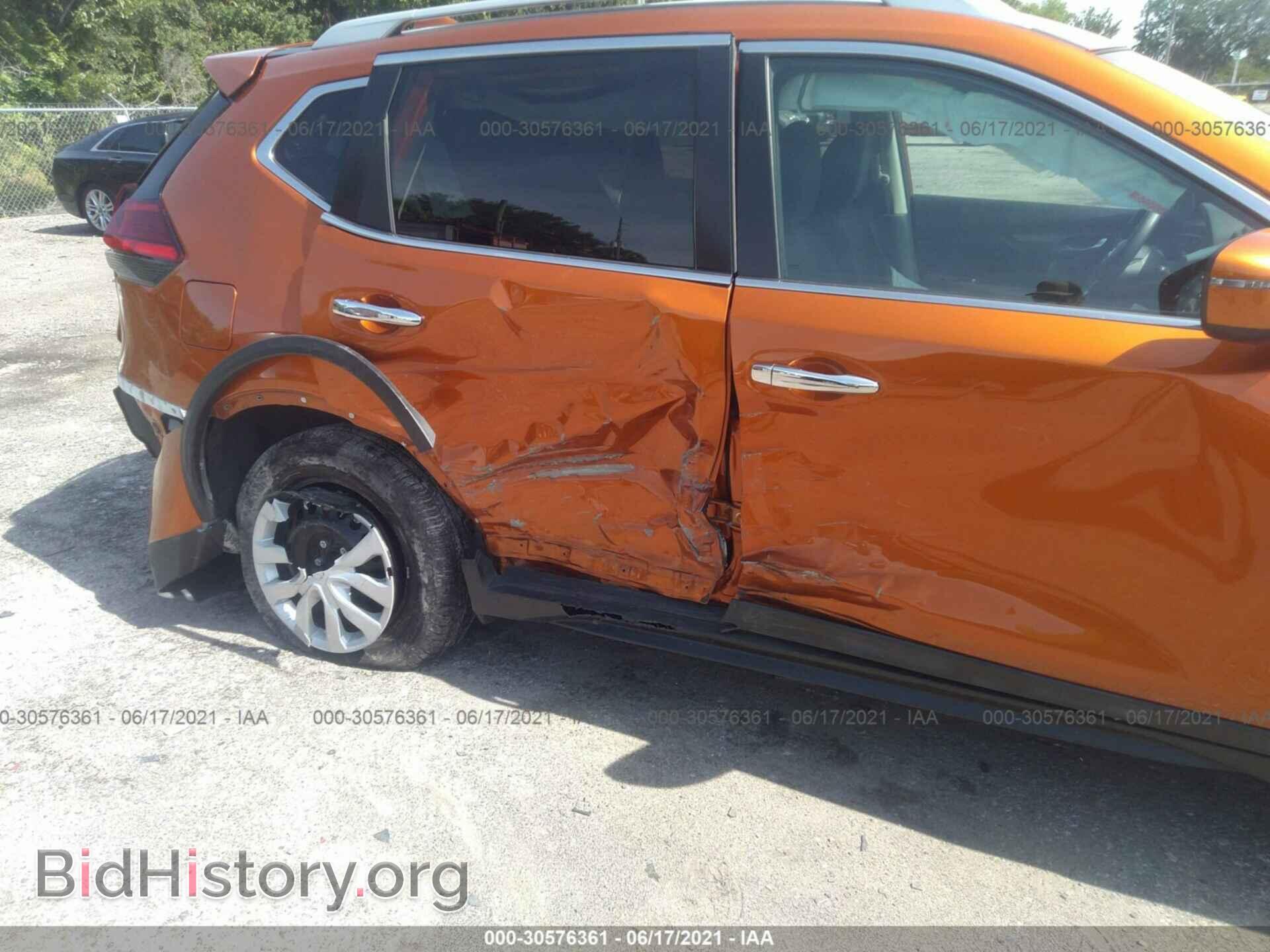 2017 NISSAN ROGUE - VIN: 5N1AT2MTXHC814805 - Фото 6