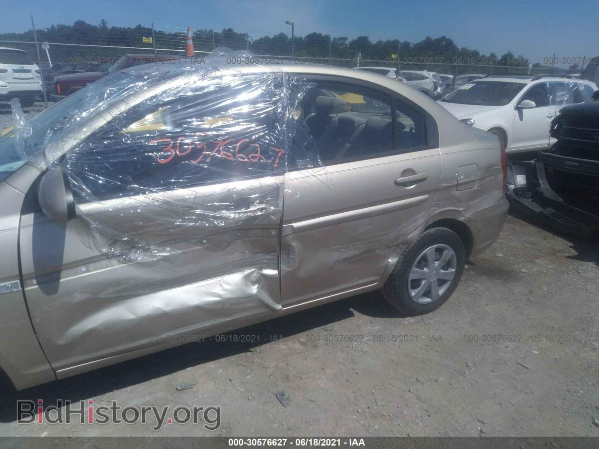 2007 HYUNDAI ACCENT - VIN: KMHCN46C37U094459 - Фото 6