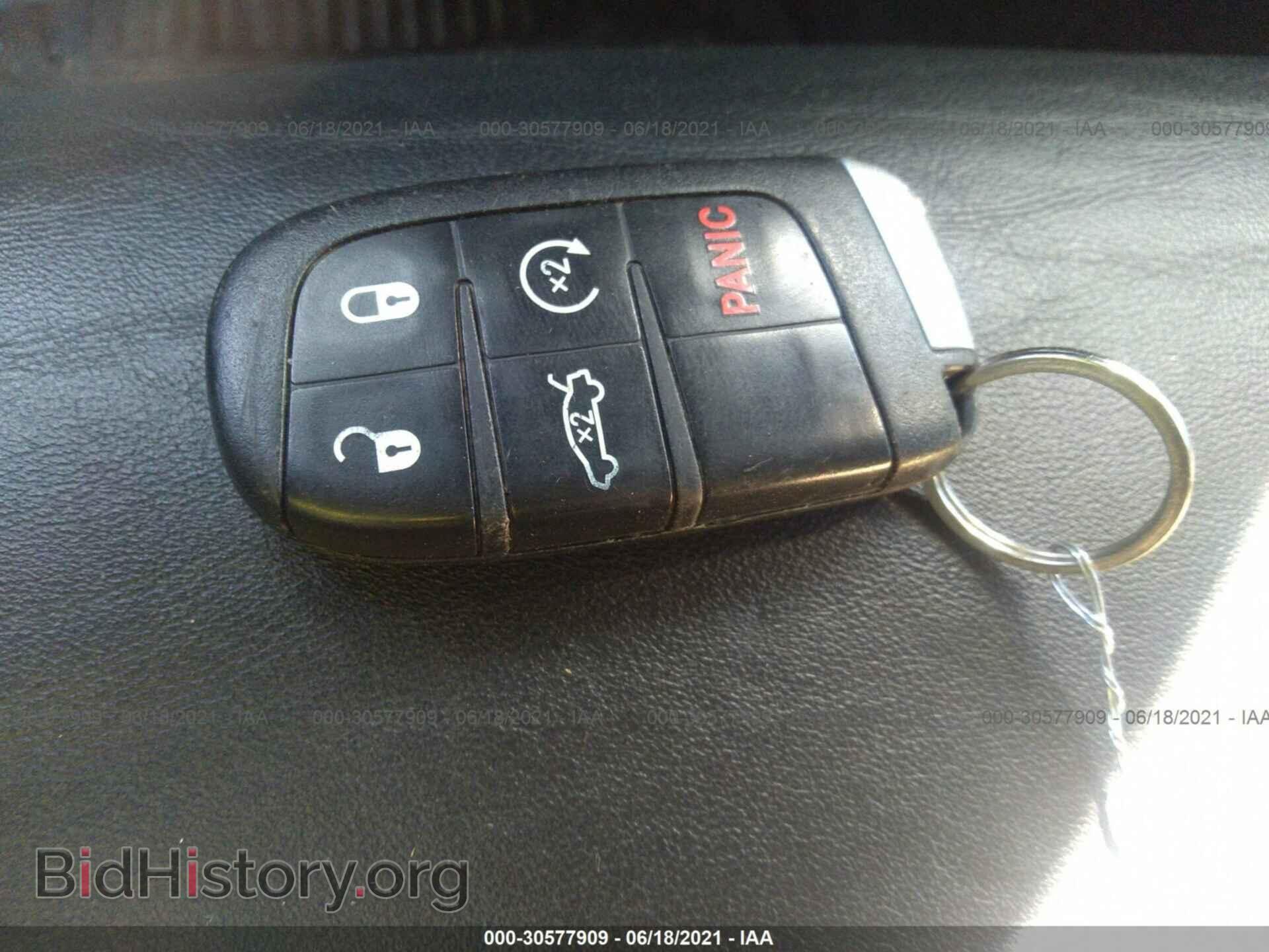 2012 CHRYSLER 300 - VIN: 2C3CCACG5CH224291 - Photo 11