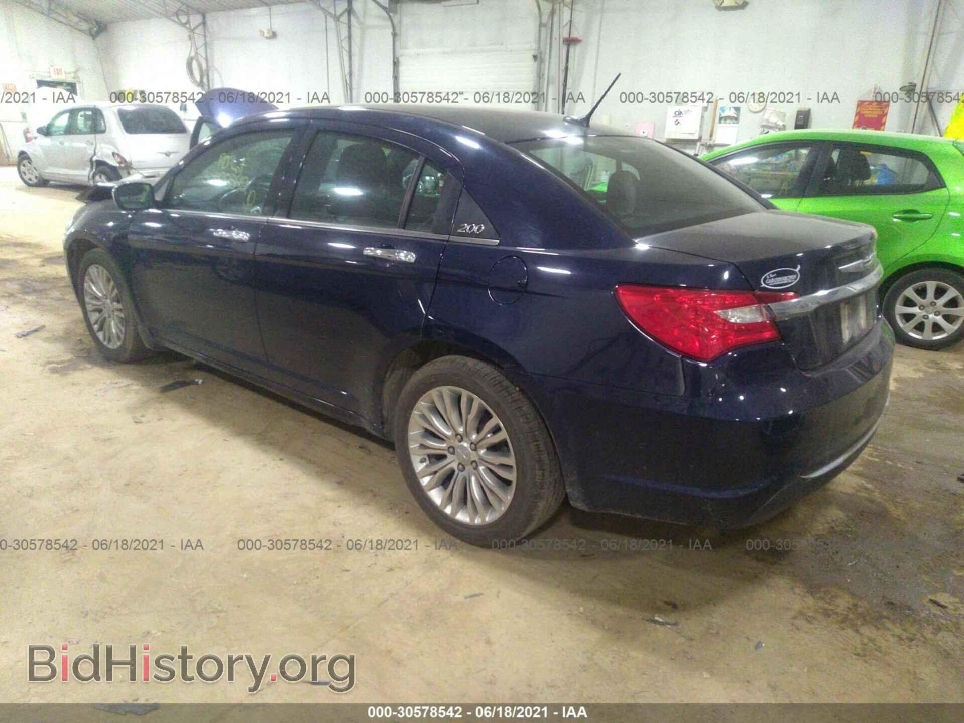 2013 CHRYSLER 200 - VIN: 1C3CCBCG1DN744745 - Фото 3