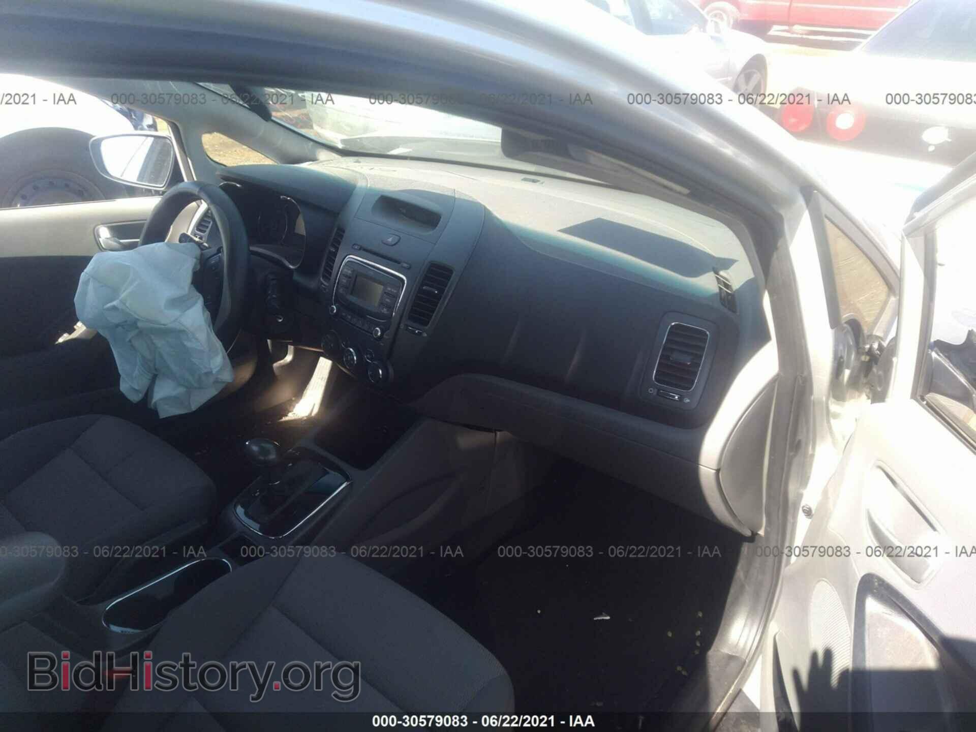 2017 KIA FORTE - VIN: 3KPFK4A77HE061128 - Фото 5