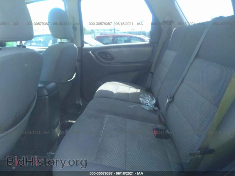 2007 Ford ESCAPE (VIN 1FMCU93167KB60405) — фото 8 из 11