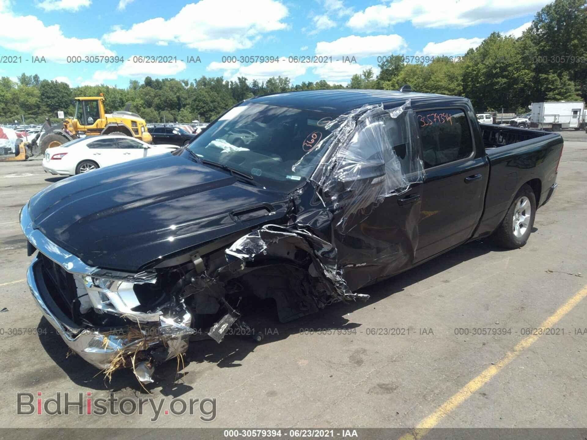 2021 RAM 1500 - VIN: 1C6SRFMT0MN562616 - Photo 2