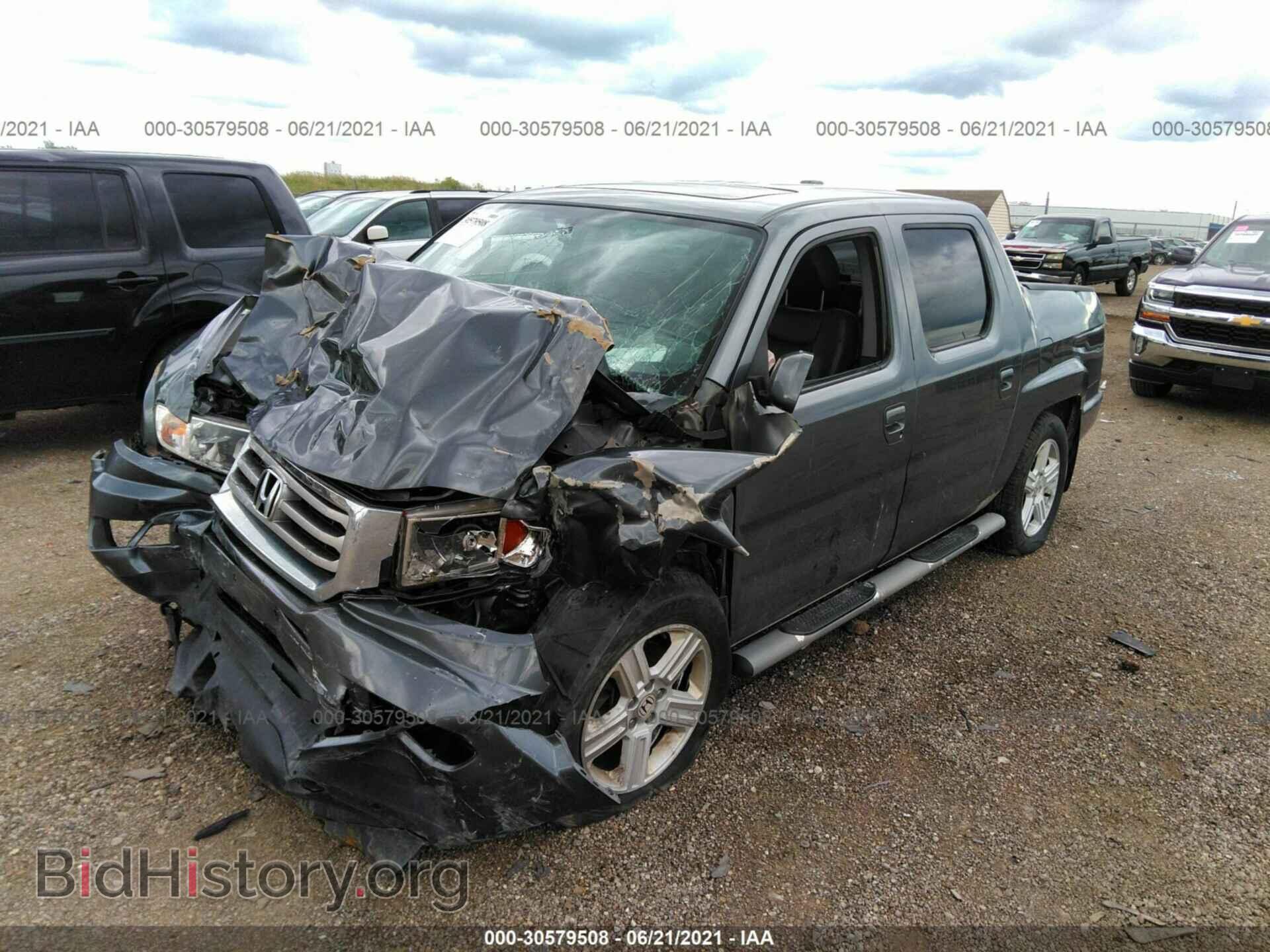 2013 HONDA RIDGELINE - VIN: 5FPYK1F54DB007778 - Фото 2