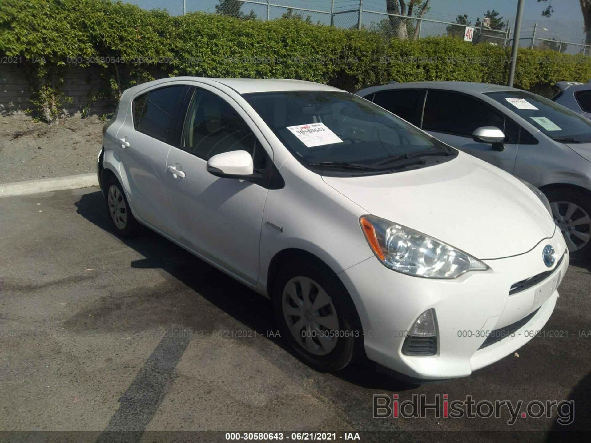 Photo JTDKDTB33C1507740 - TOYOTA PRIUS C 2012