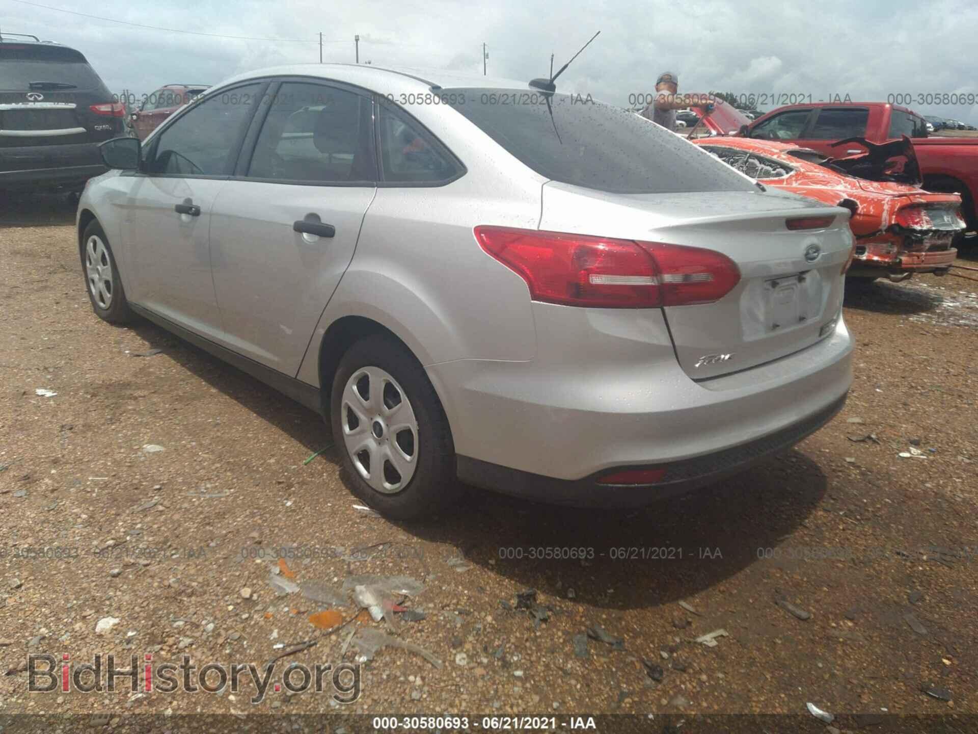 2017 FORD FOCUS - VIN: 1FADP3E23HL318560 - Фото 3