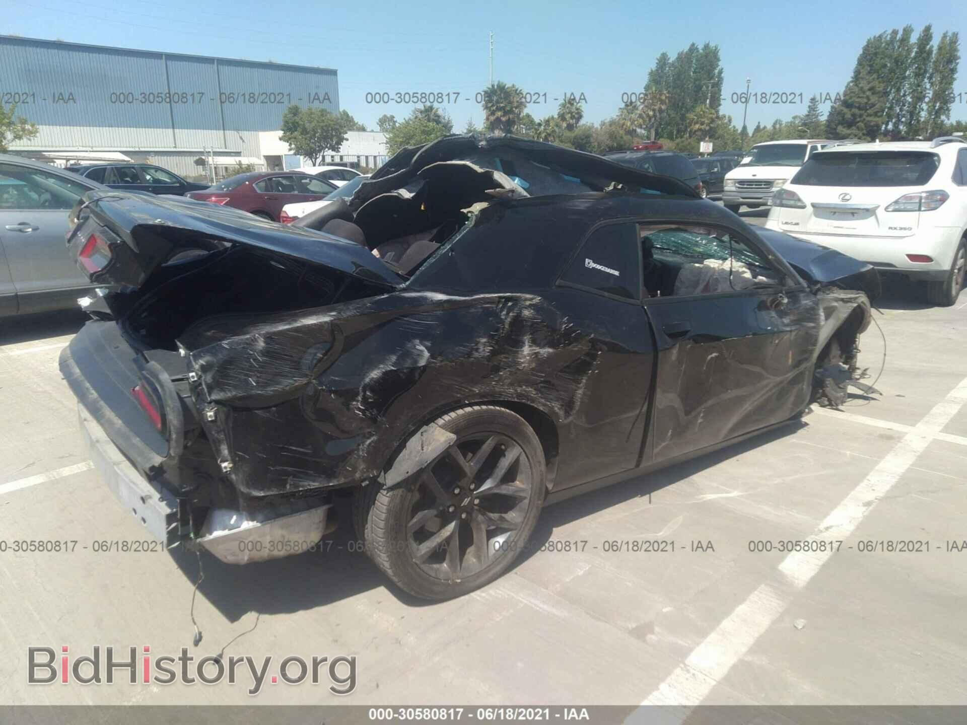 2018 DODGE CHALLENGER - VIN: 2C3CDZAG4JH215514 - Фото 4
