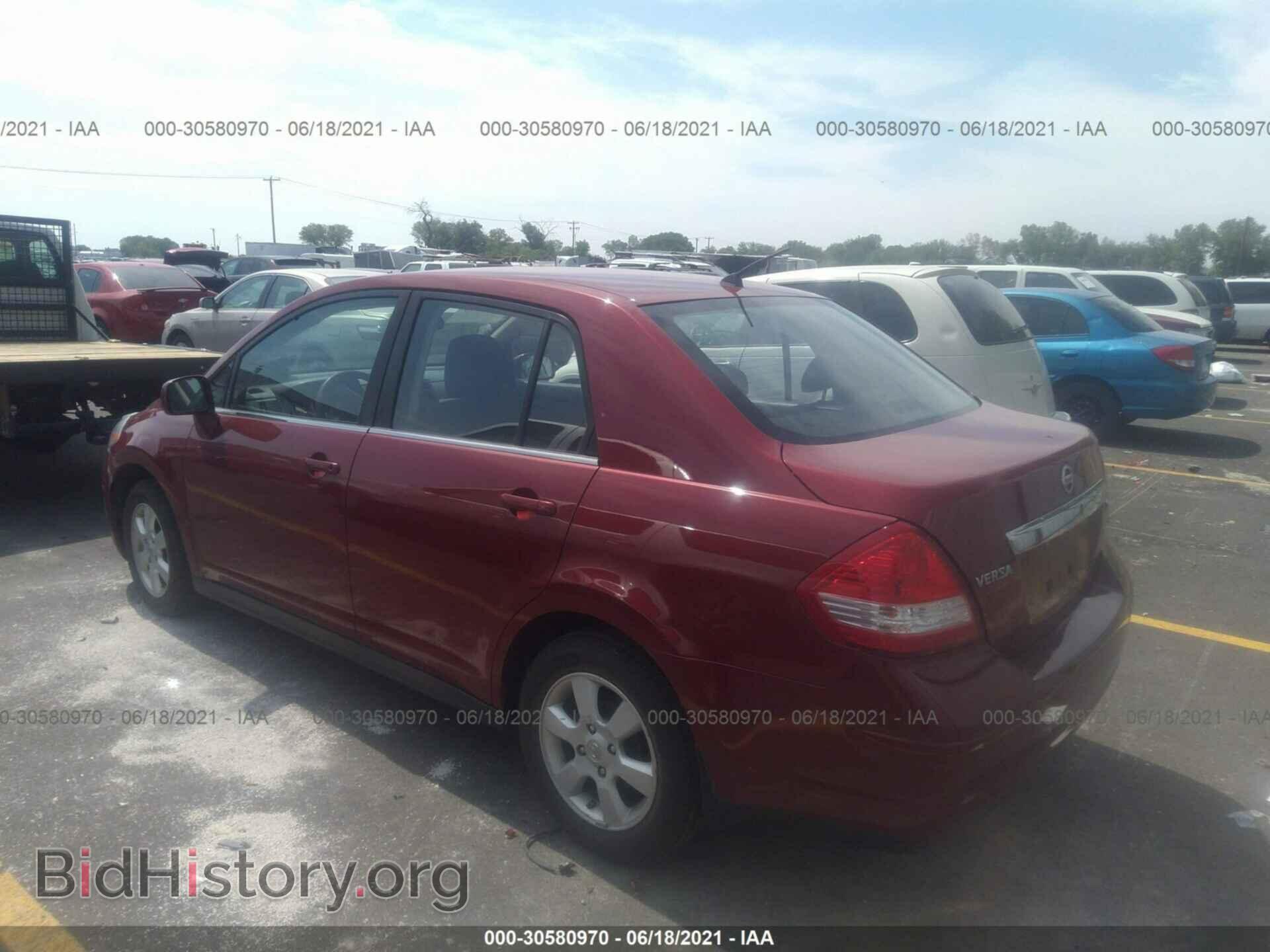 2007 NISSAN VERSA - VIN: 3N1BC11E07L451414 - Фото 3