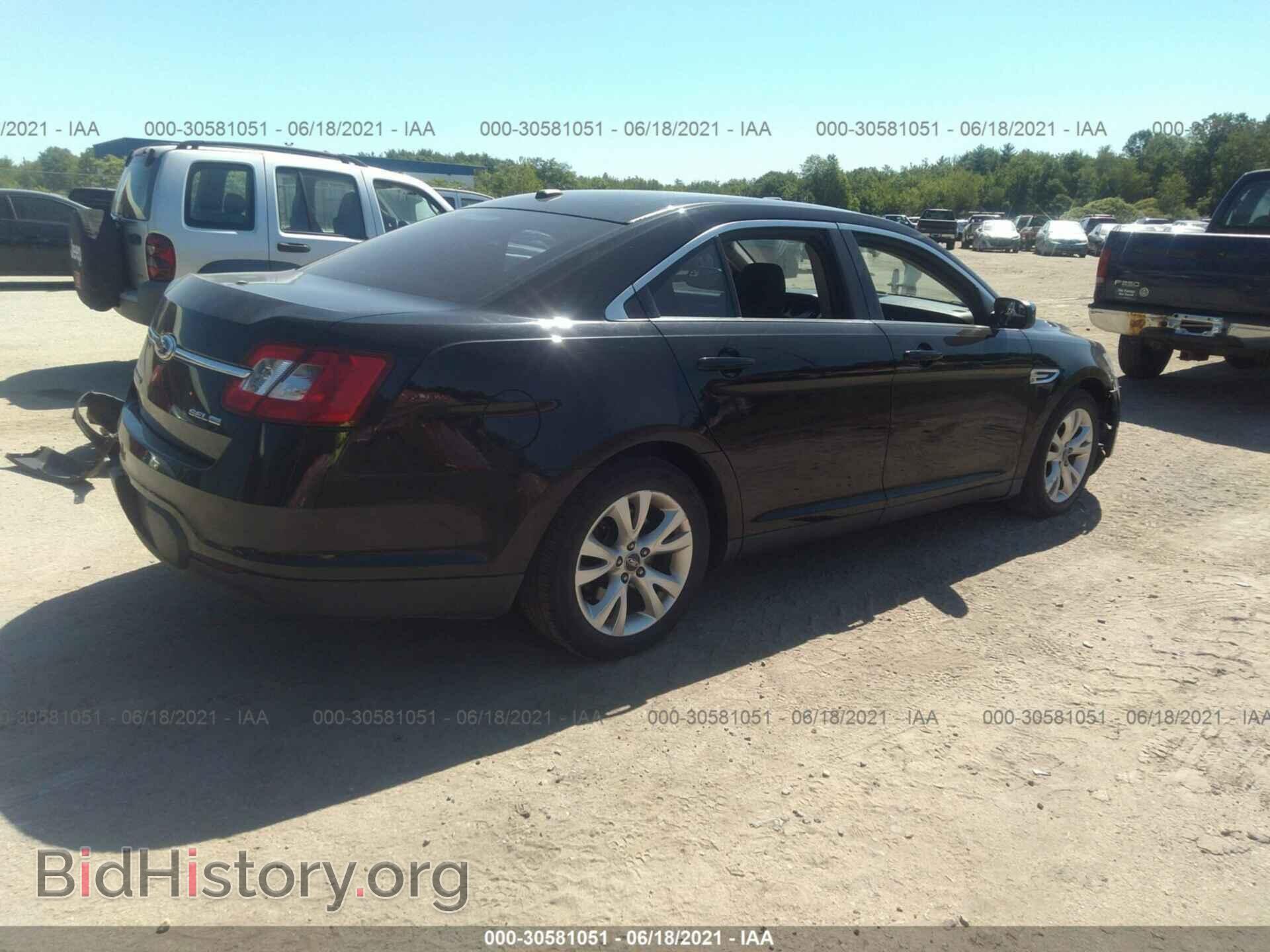 2012 FORD TAURUS - VIN: 1FAHP2HW0CG105187 - Фото 4