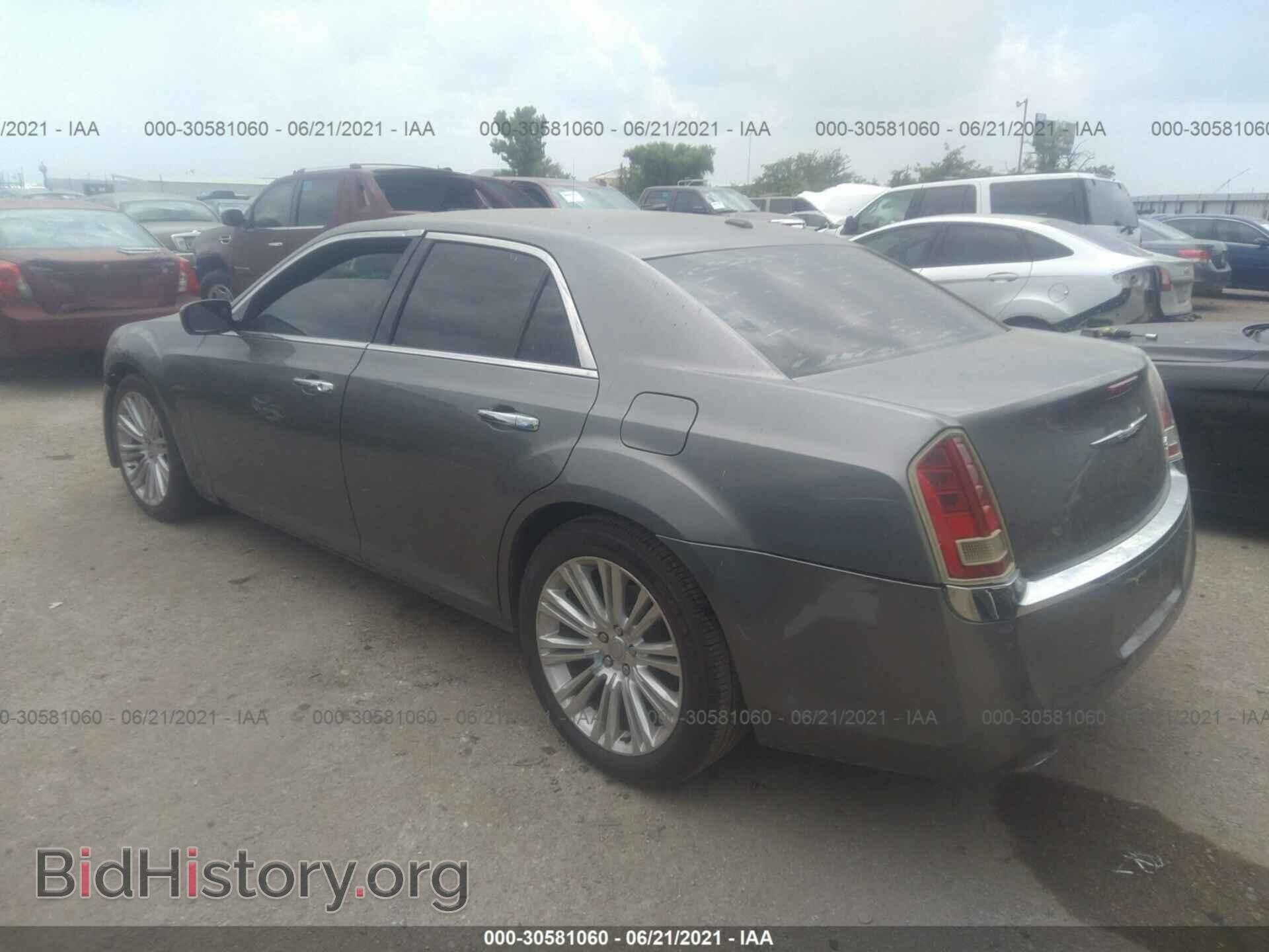 2011 CHRYSLER 300 - VIN: 2C3CA5CG7BH599501 - Фото 3